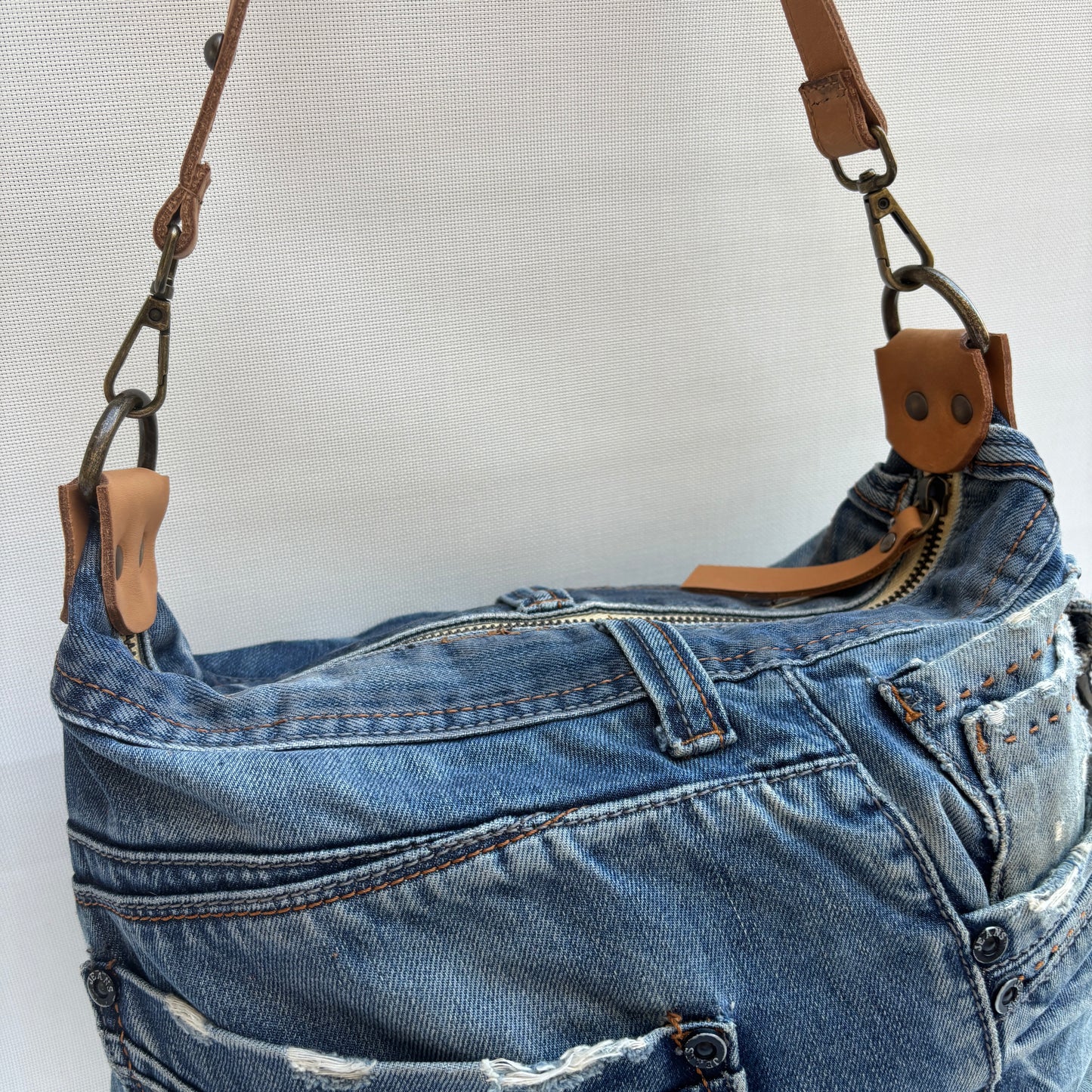 Bolso, bandolera vaquero · Multifunción · ♻️ Jeans Recycled ♻️ · Pieza Única Núm. 17882