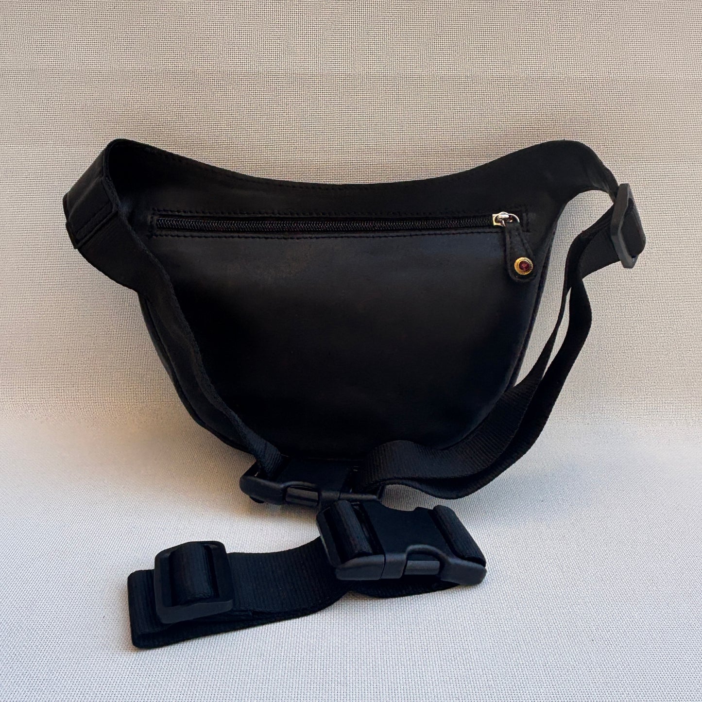 Riñonera Luna "Special Black Luxury" Silver · Piel · Pieza Exclusiva Núm. 18457