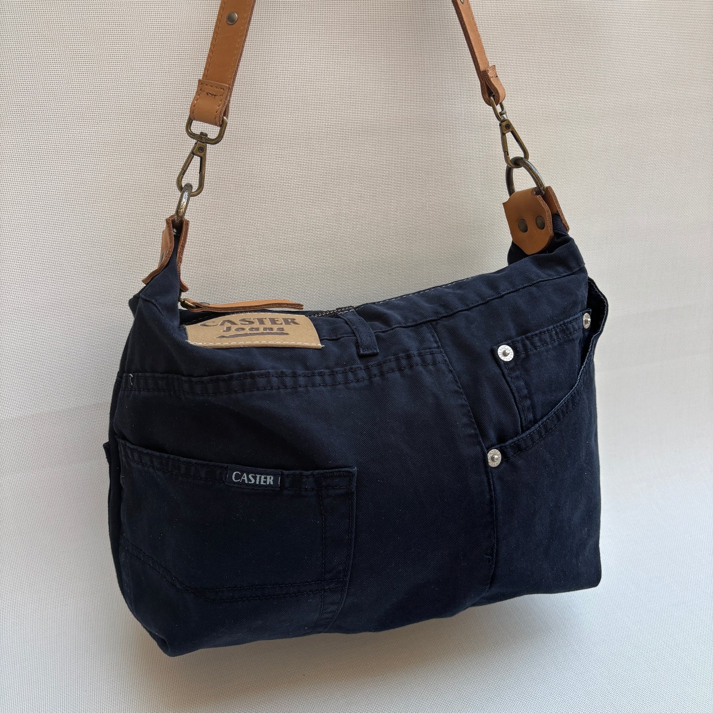 Bolso, bandolera vaquero · Multifunción · ♻️ Jeans Recycled ♻️ · Pieza Única Núm. 17846