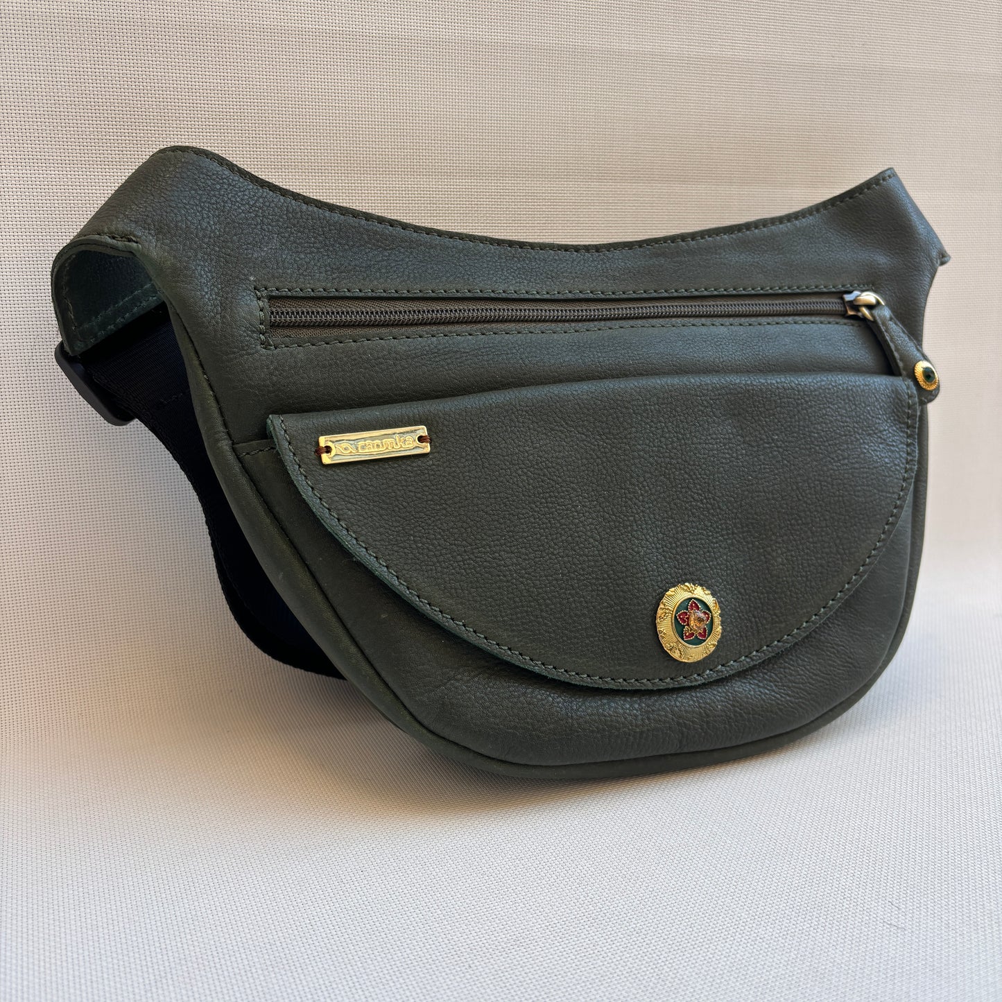 Riñonera Luna "Special Green Luxury" Old Gold · Piel · Pieza Exclusiva Núm. 18459