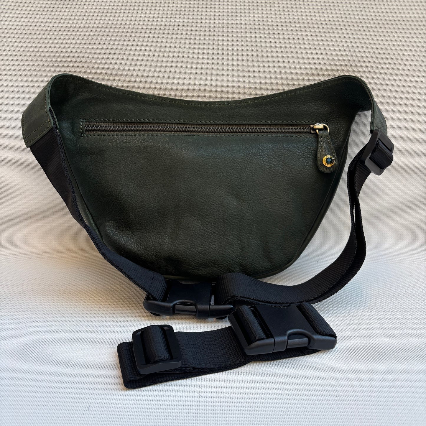 Riñonera Luna "Special Green Luxury" Old Gold · Piel · Pieza Exclusiva Núm. 18459