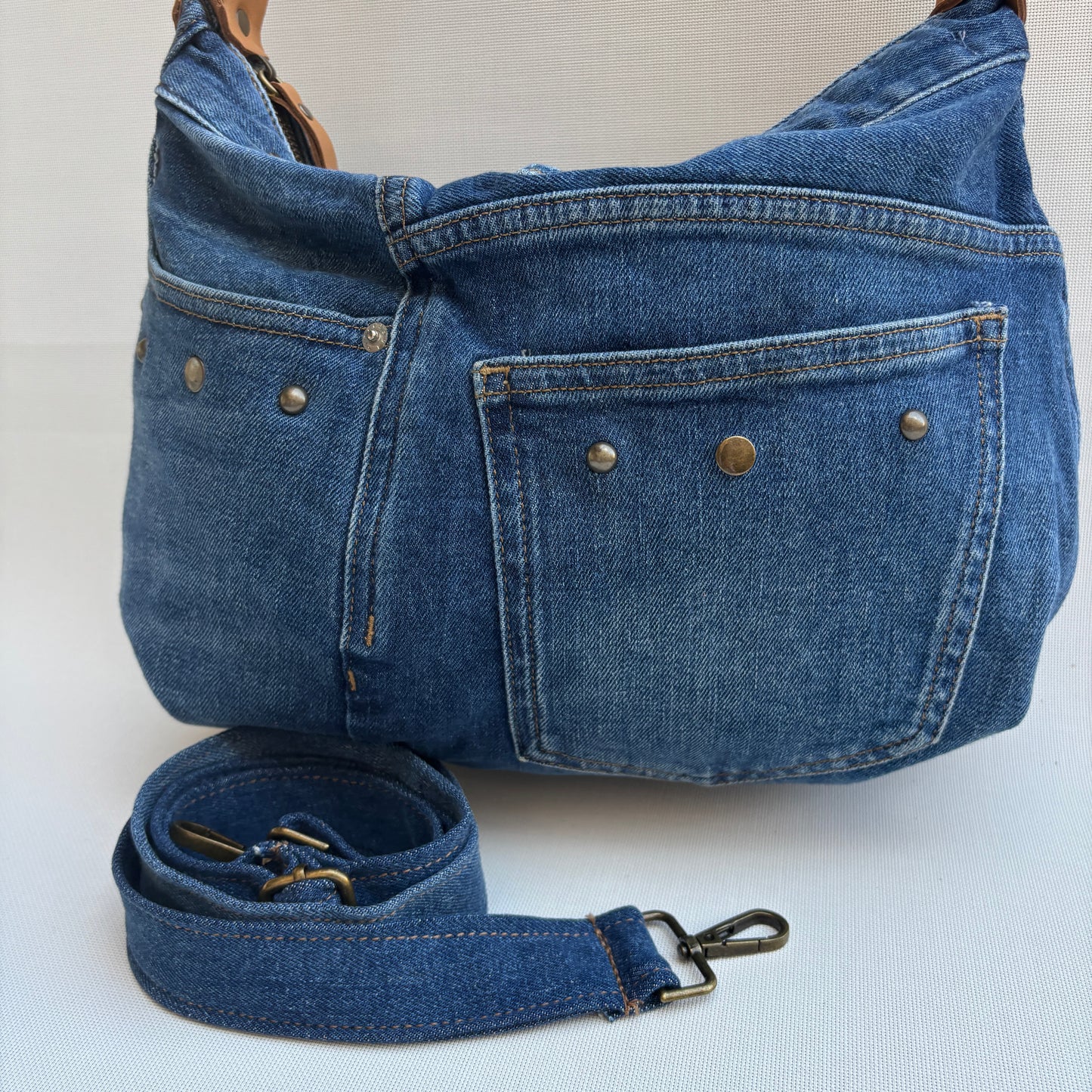 Bolso, bandolera vaquero · Multifunción · ♻️ Jeans Recycled ♻️ · Pieza Única Núm. 17845