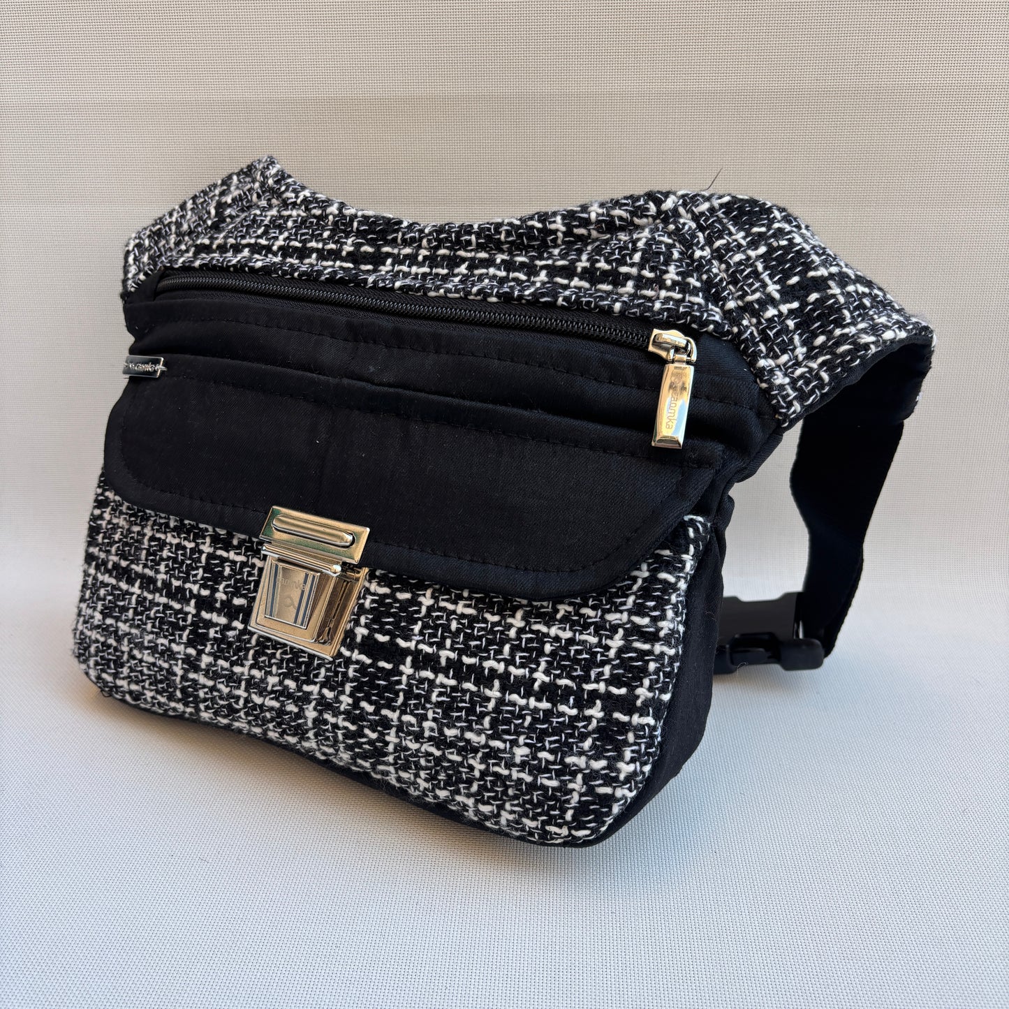 Riñonera "Special ♻️ Jeans Recycled ♻️ " + Bolsillo trasero · Pieza Única Núm. 18494