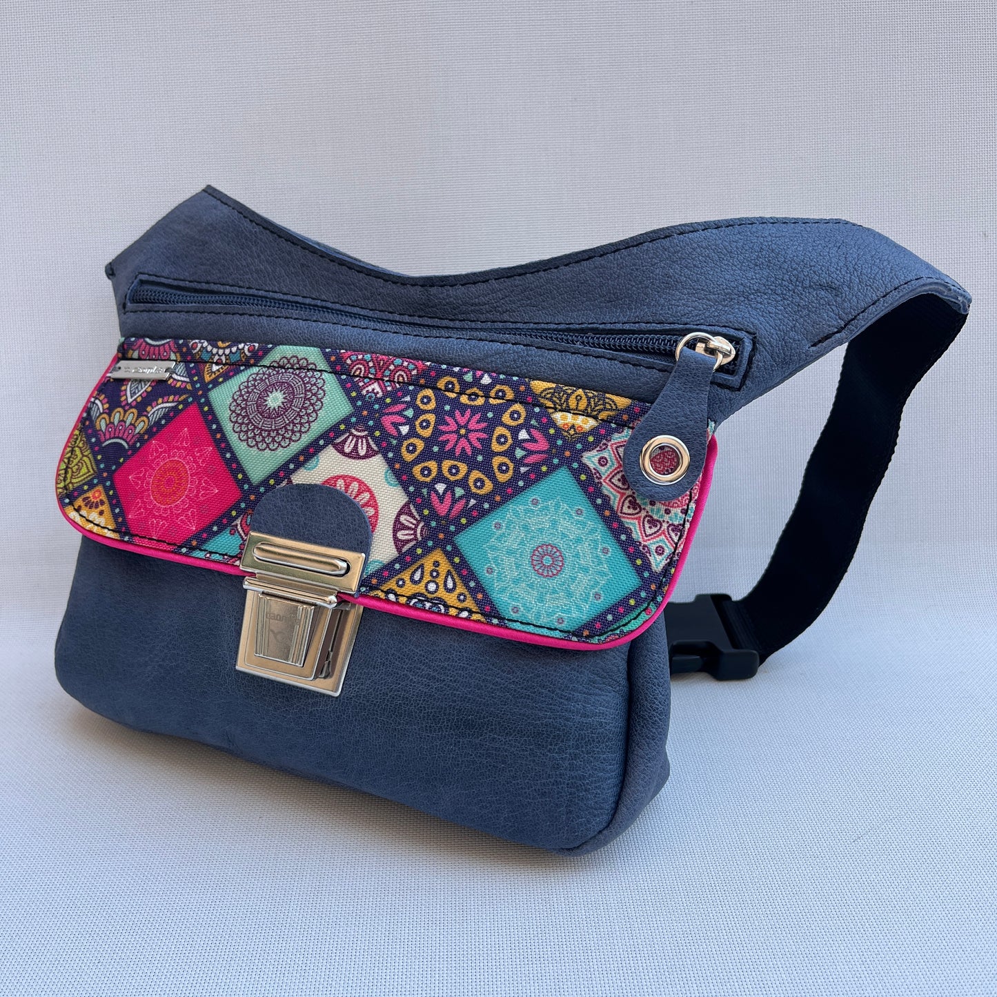 Special Blue Jeans & Mandalas · Piel natural BioCuir® · Pieza Única Núm. 13752