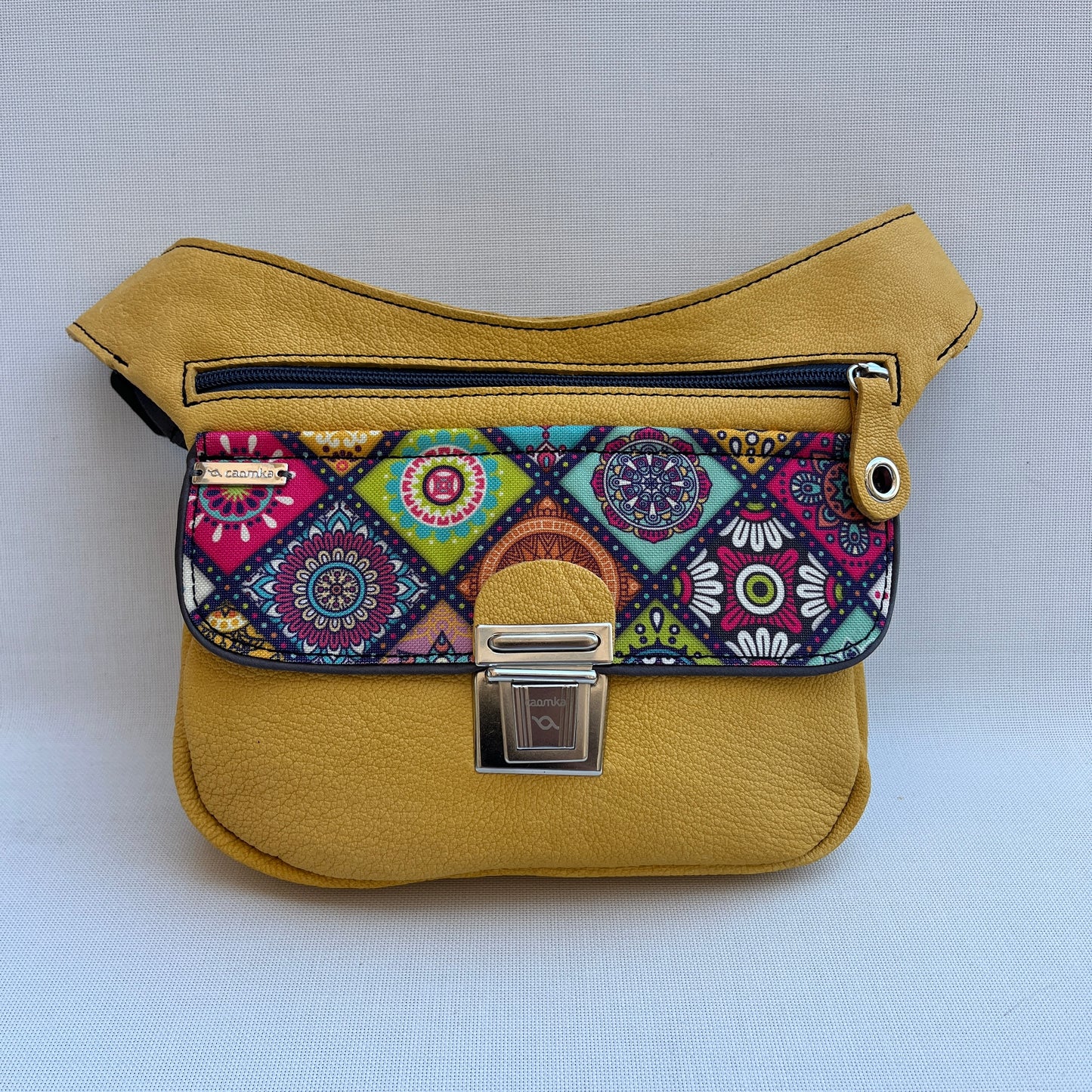 Special Yellow & Mandalas · Piel natural BioCuir® · Pieza Única Núm. 13753