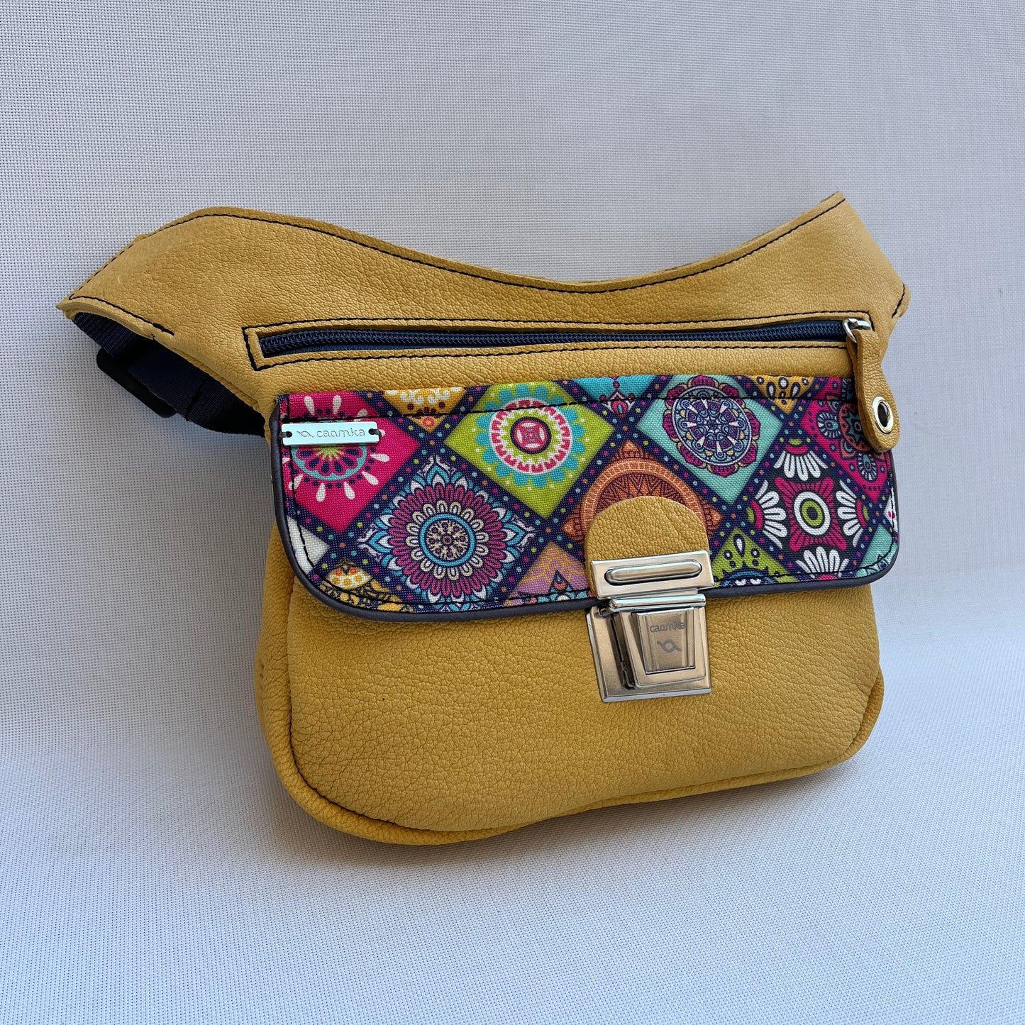 Special Yellow & Mandalas · Piel natural BioCuir® · Pieza Única Núm. 13753