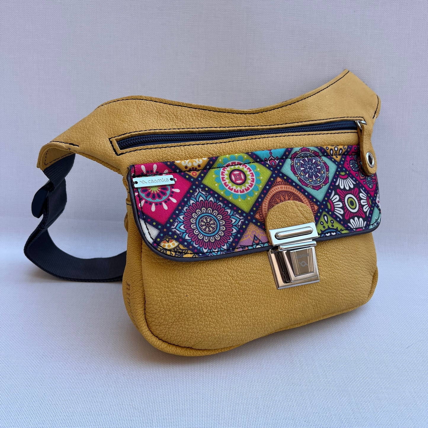 Special Yellow & Mandalas · Piel natural BioCuir® · Pieza Única Núm. 13753