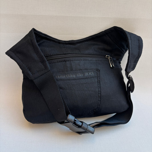 Riñonera "Special ♻️ Jeans Recycled ♻️ " + Bolsillo trasero con cremallera · Pieza Única Núm. 18489