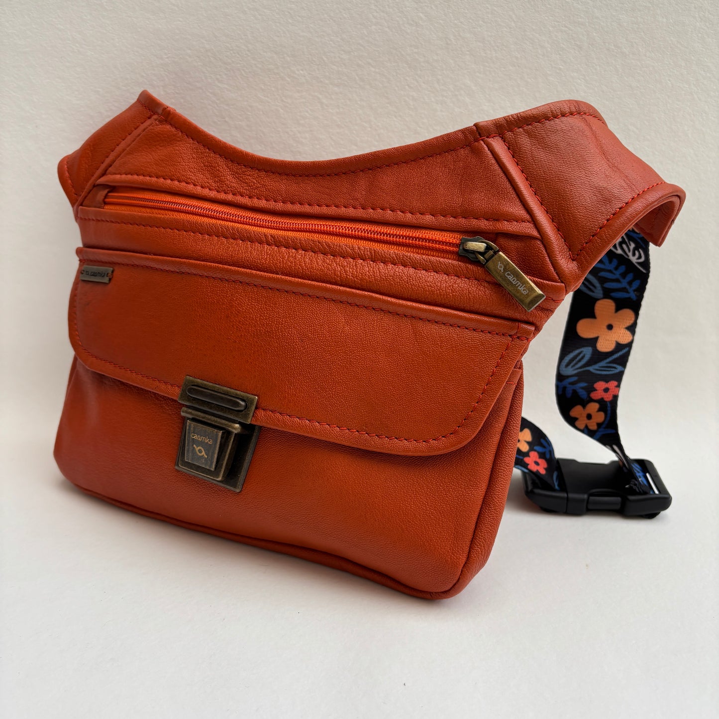 (-20% TARA) Riñonera "Special Pumpkin Top” + Bolsillo trasero · Piel · Pieza Única Núm. 19430