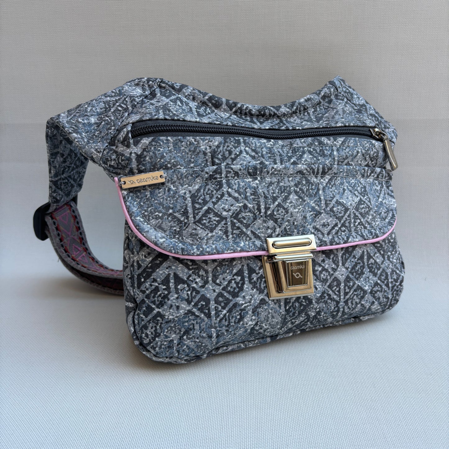 Riñonera "Elegant Vintage Top" + Bolsillo trasero · Impermeable · Pieza Única Núm. 17879