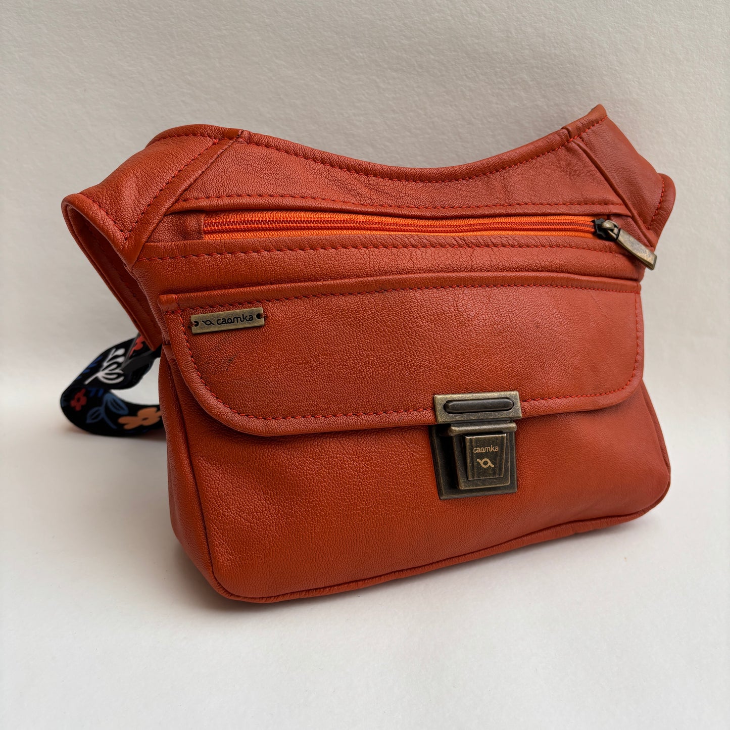 (-20% TARA) Riñonera "Special Pumpkin Top” + Bolsillo trasero · Piel · Pieza Única Núm. 19430