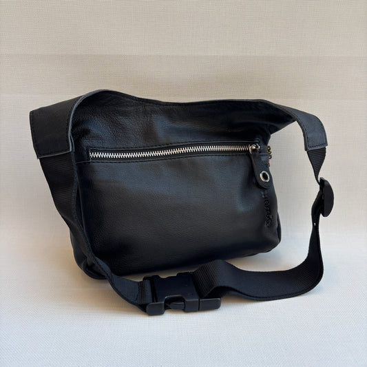 Riñonera "Special Black & Fantasy" · Piel - Cuero · Pieza Exclusiva Núm. 18703