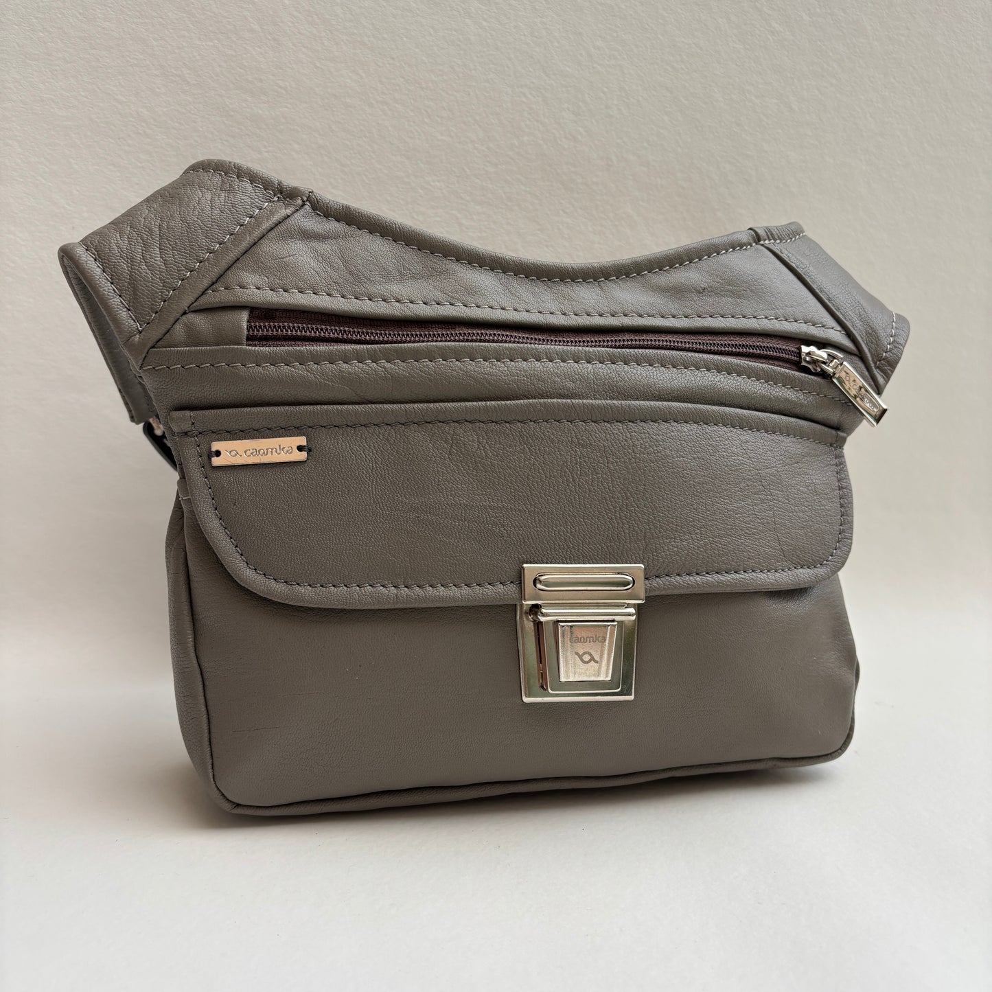 Riñonera "Special Grey Top” + Bolsillo trasero · Piel · Pieza Única Núm. 19429