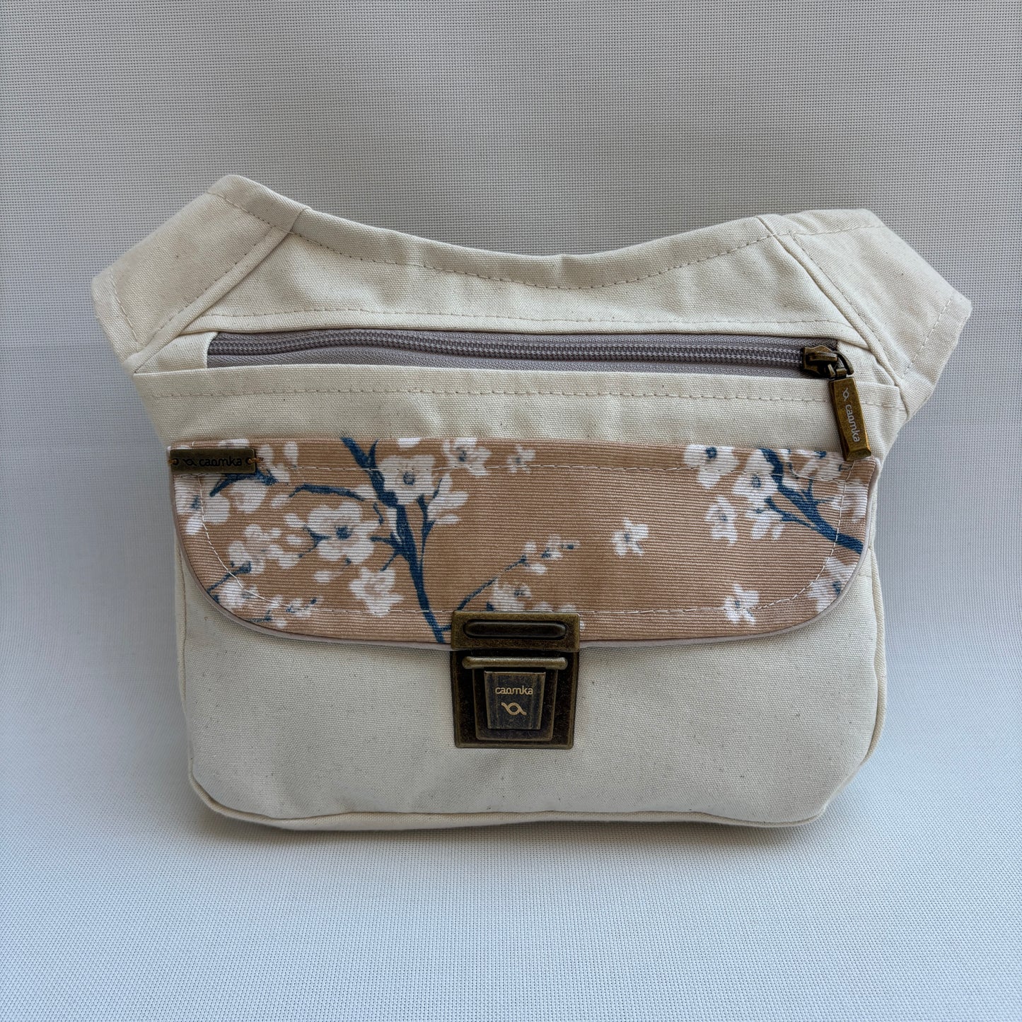 Riñonera "Special Beige Sakura Top" · Pieza Única Núm. 17887