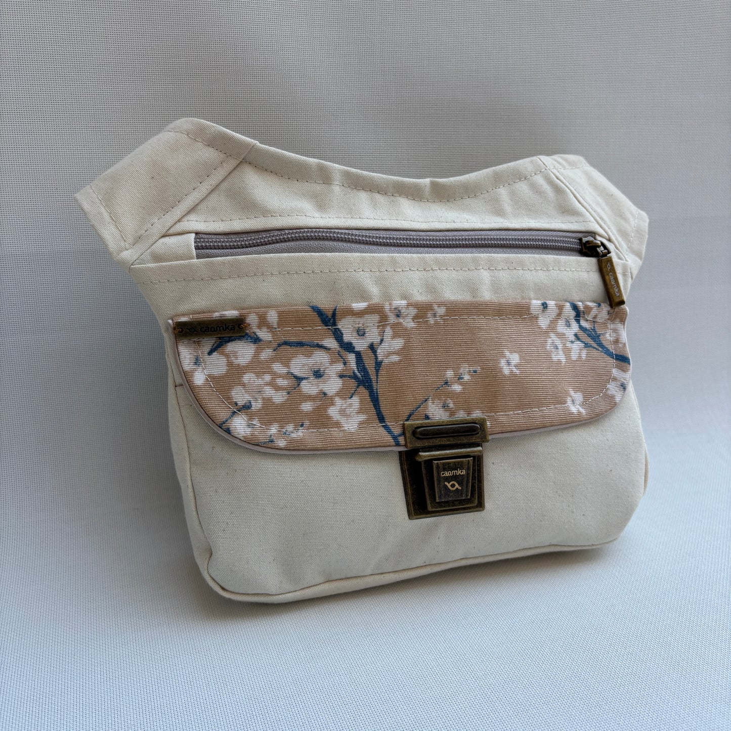 Riñonera "Special Beige Sakura Top" · Pieza Única Núm. 17887