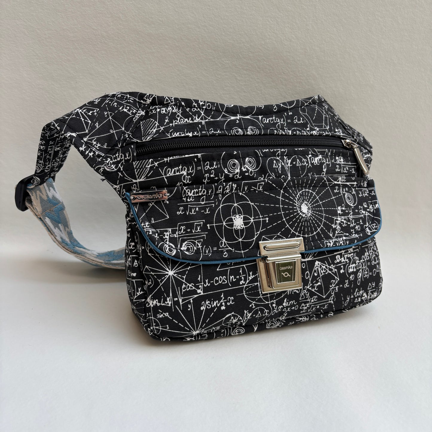 Riñonera "Special Einstein Top" · Impermeable + Bolsillo trasero extra · Pieza Única Núm. 19451