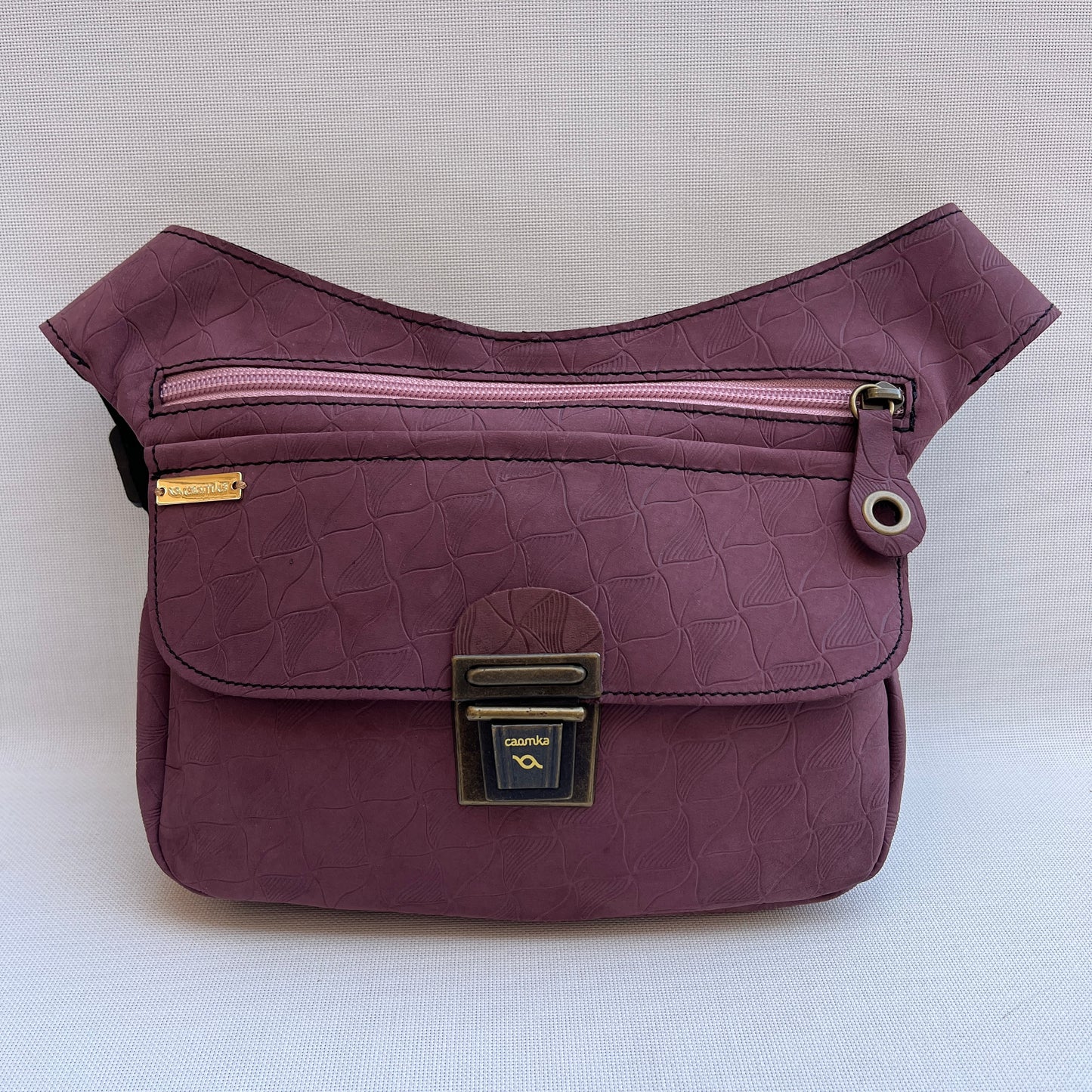 Special Fuchsia &amp; Old Gold BioCuir® natural leather Exclusive Piece No. 12109