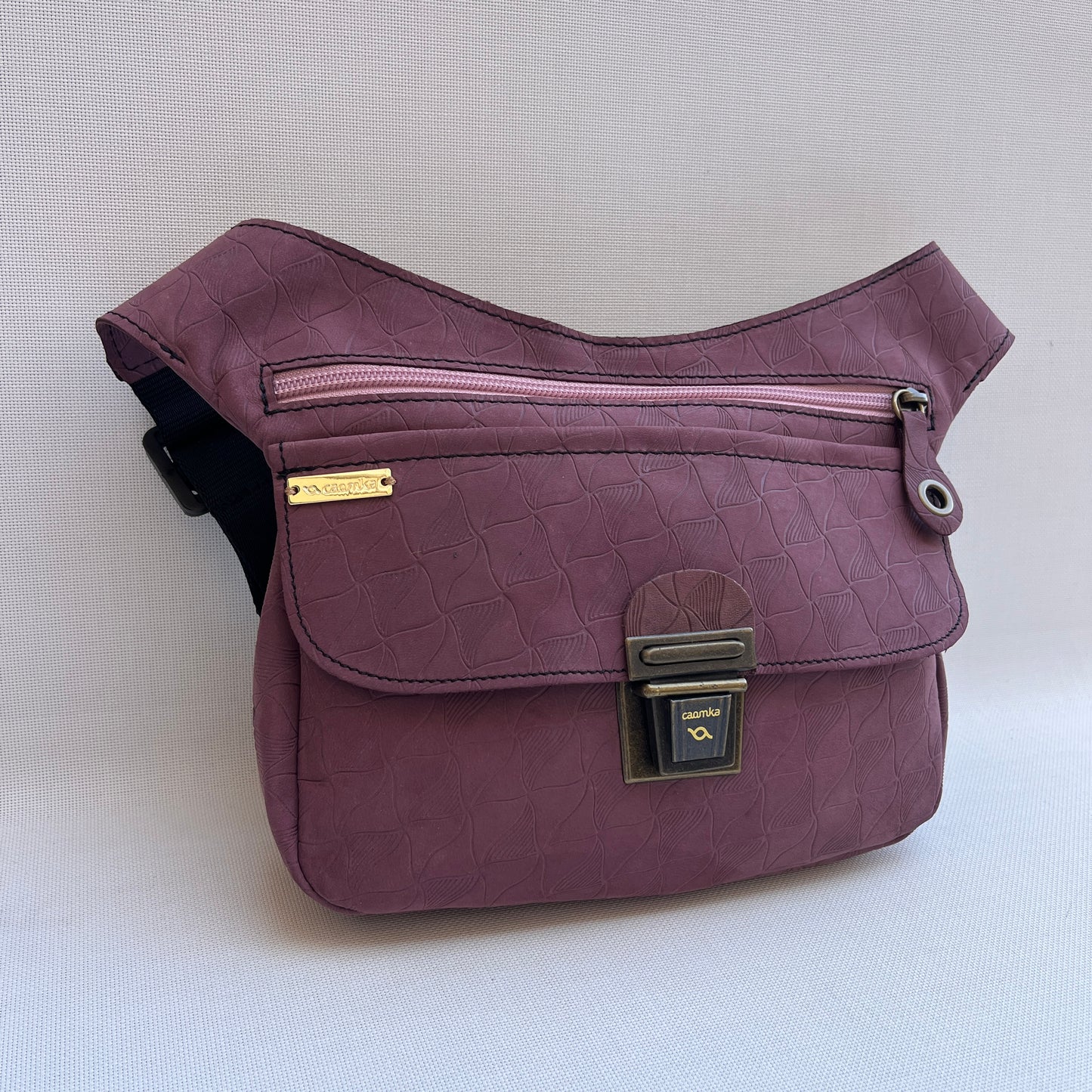 Special Fuchsia &amp; Old Gold BioCuir® natural leather Exclusive Piece No. 12109
