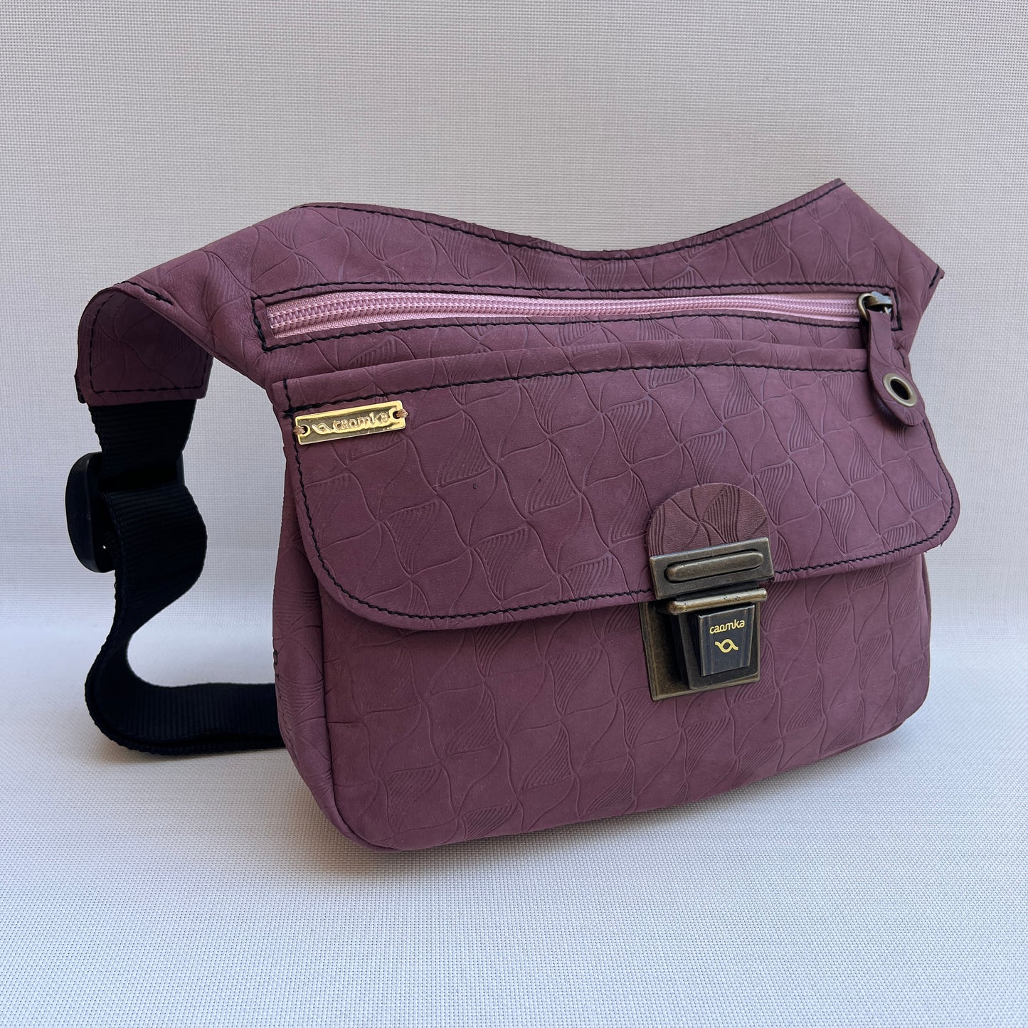 Special Fuchsia &amp; Old Gold BioCuir® natural leather Exclusive Piece No. 12109