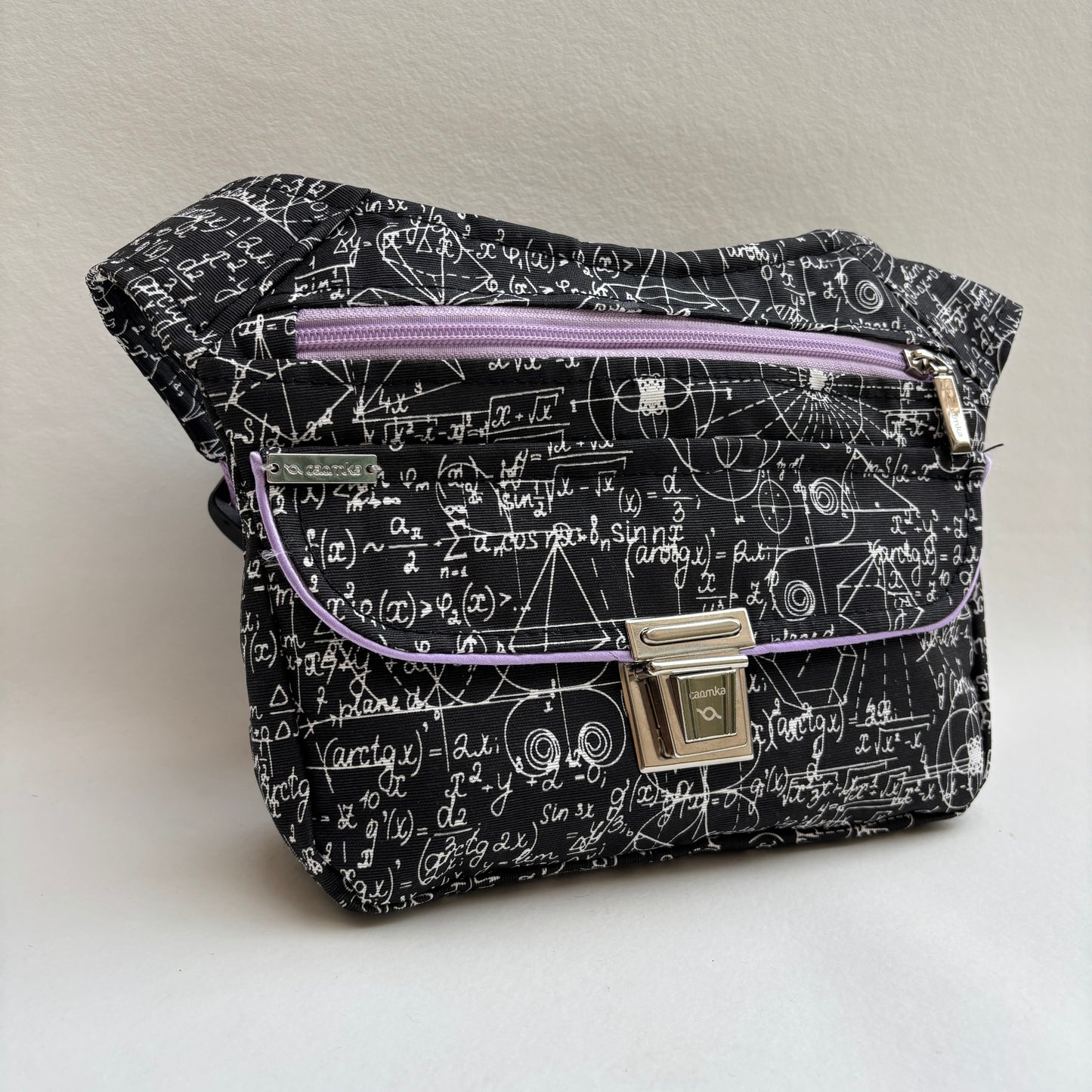 Riñonera "Special Einstein Fantasy Top" · Impermeable + Bolsillo trasero extra · Pieza Única Núm. 19449