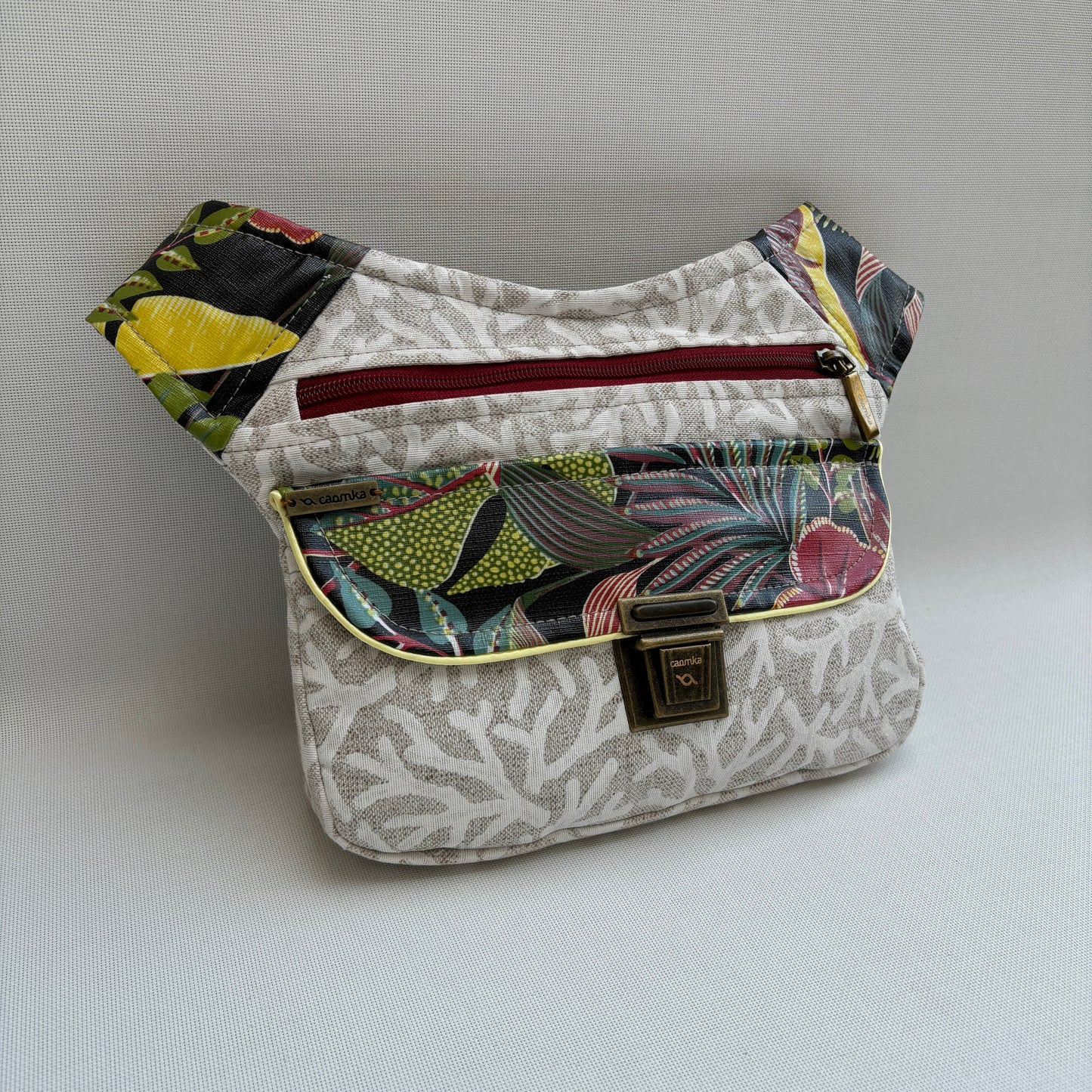 Special Nature · Tejido impermeable + Bolsillo trasero extra · Pieza Única Núm. 16231