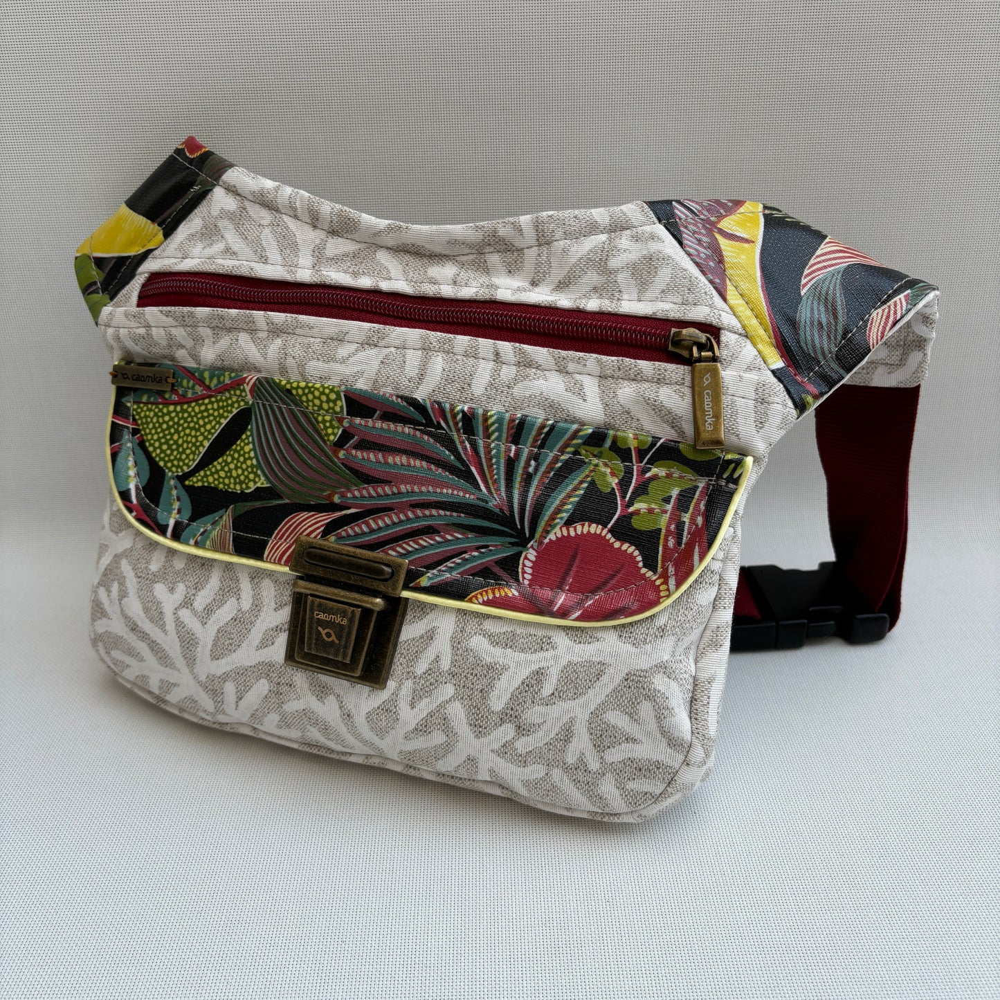 Special Nature · Tejido impermeable + Bolsillo trasero extra · Pieza Única Núm. 16231