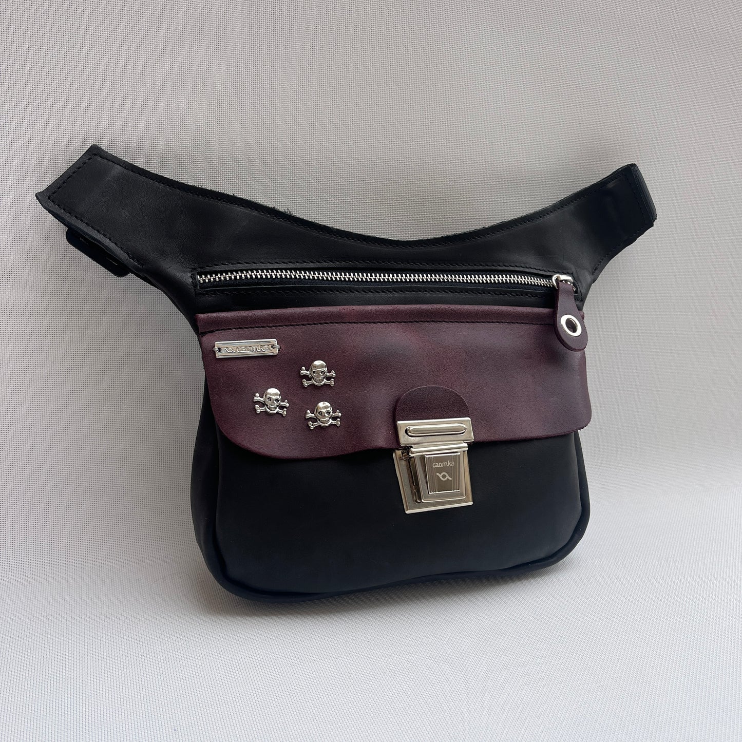 Premium Black Constrast & Skulls · Piel - Cuero · Pieza Exclusiva Núm. 15333