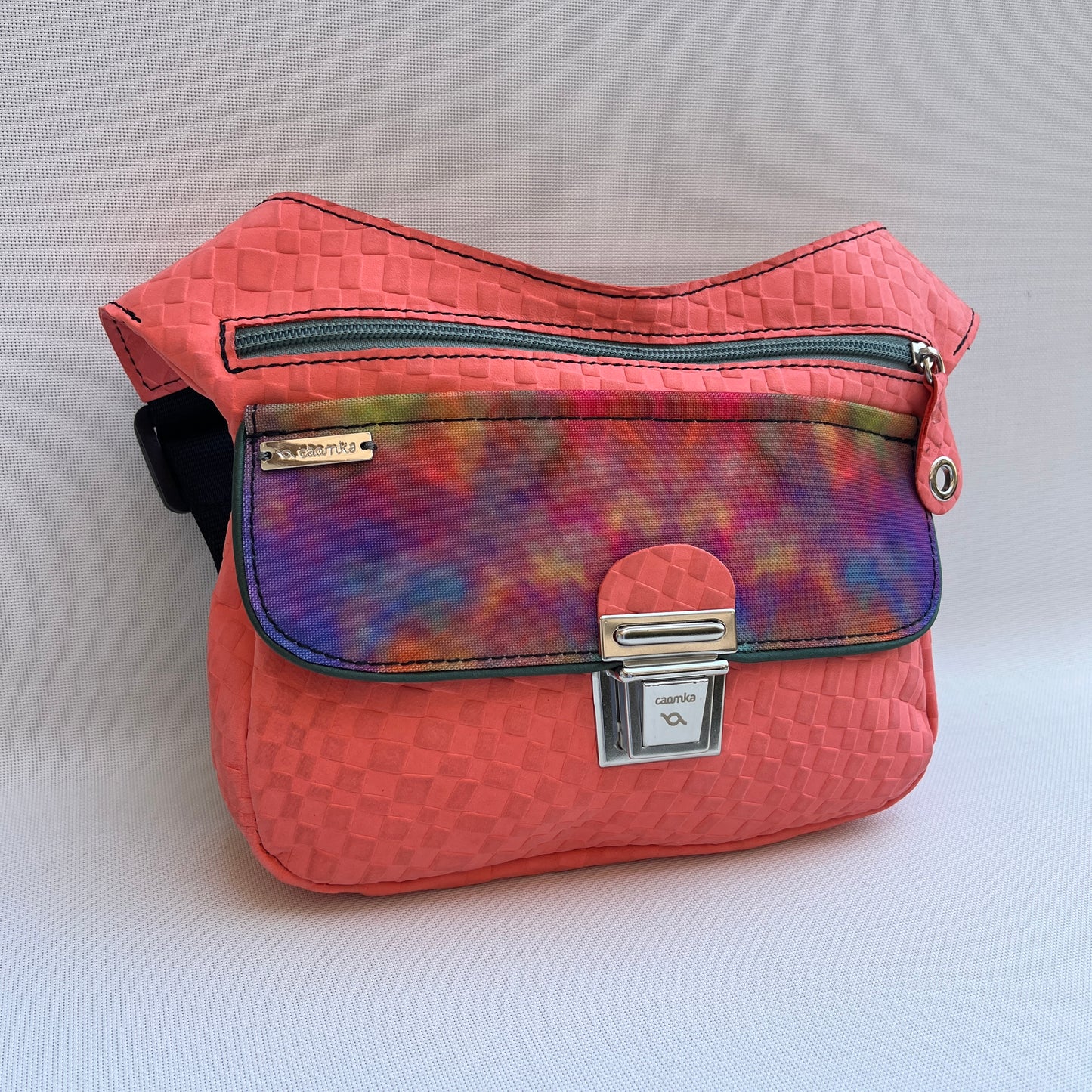 Special Fuchsia &amp; Old Gold BioCuir® natural leather Exclusive Piece No. 12109