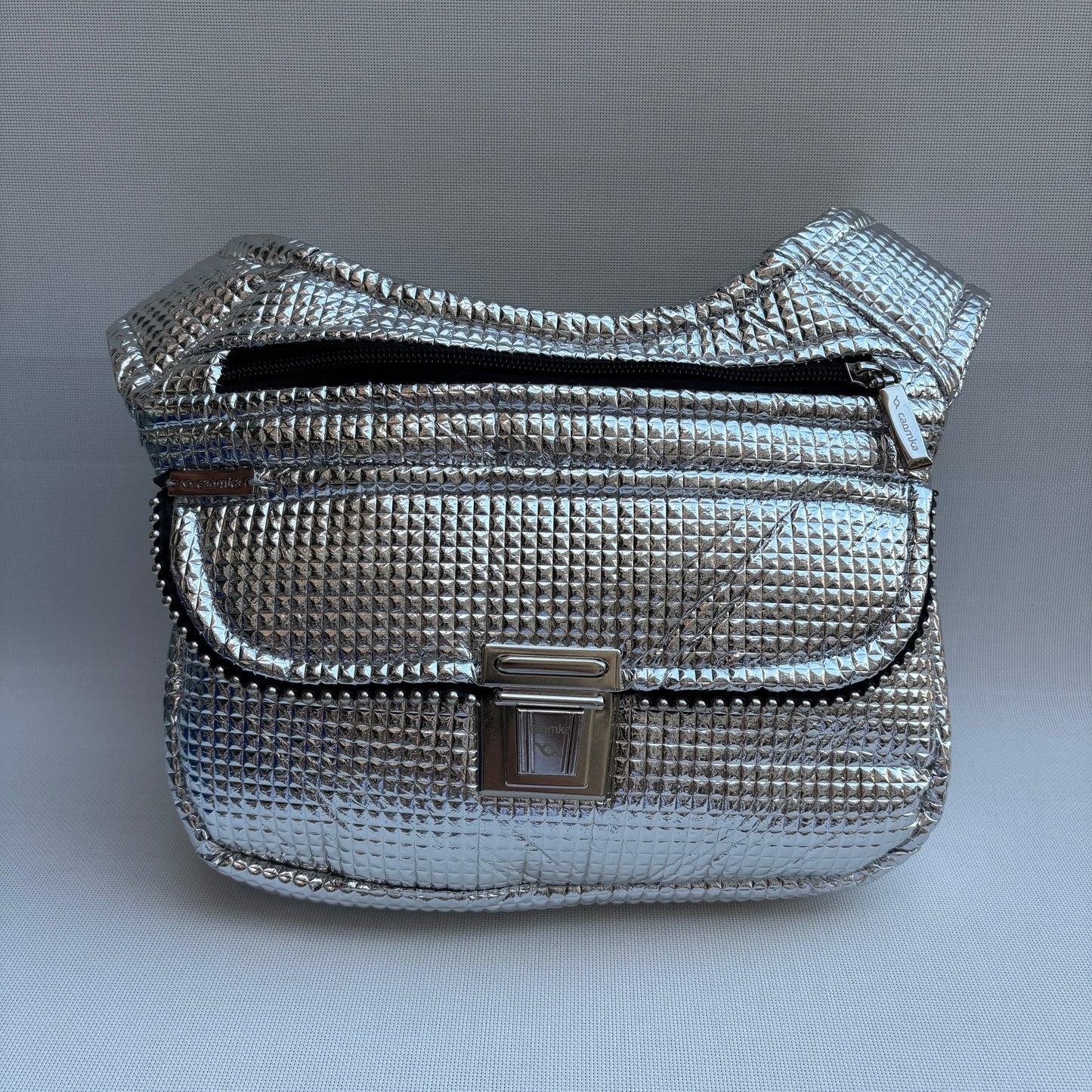 Riñonera "Special Silver Cold Top" · Pieza Única Núm. 17859