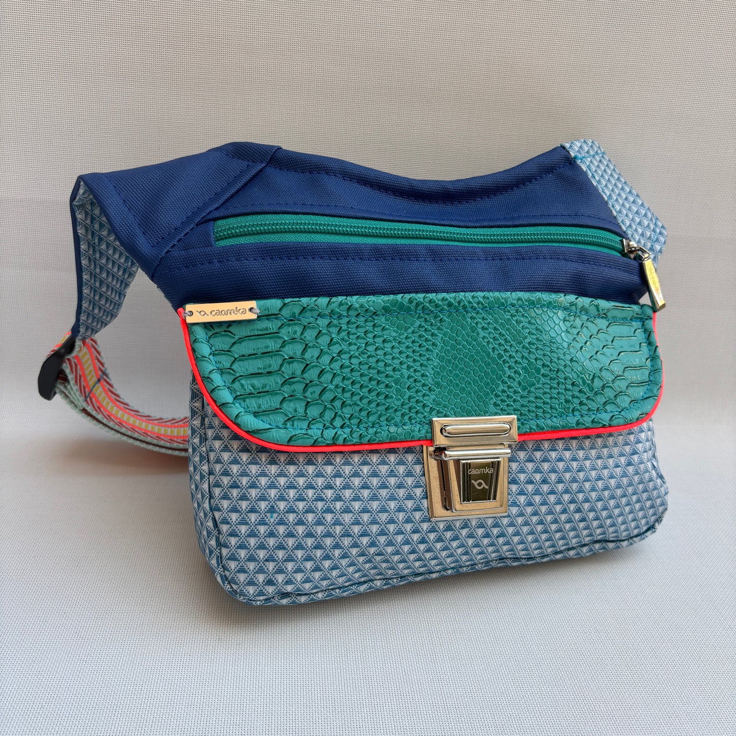 Riñonera "Special Crazy Gemma Top" + Bolsillo trasero · Impermeable · Pieza Única Núm. 17873