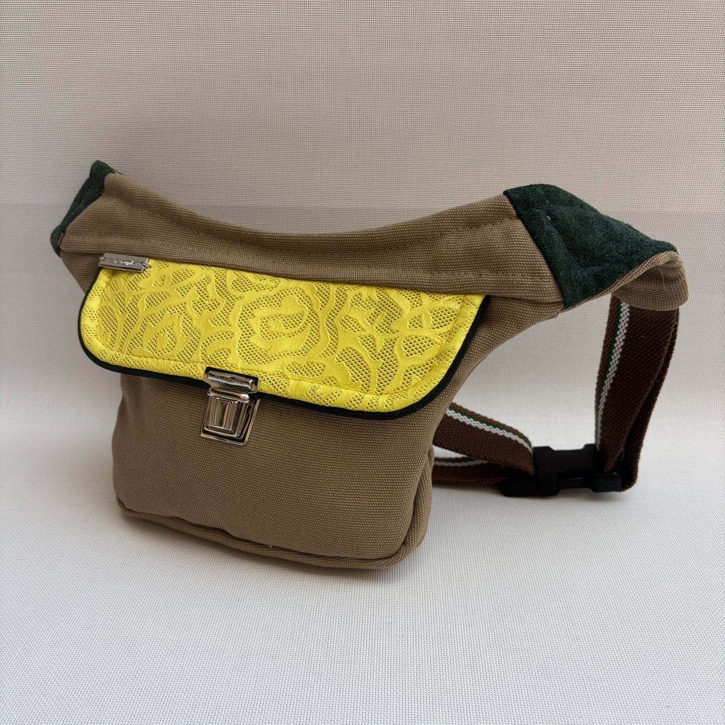 Mini World Map Unique Piece No. 11428