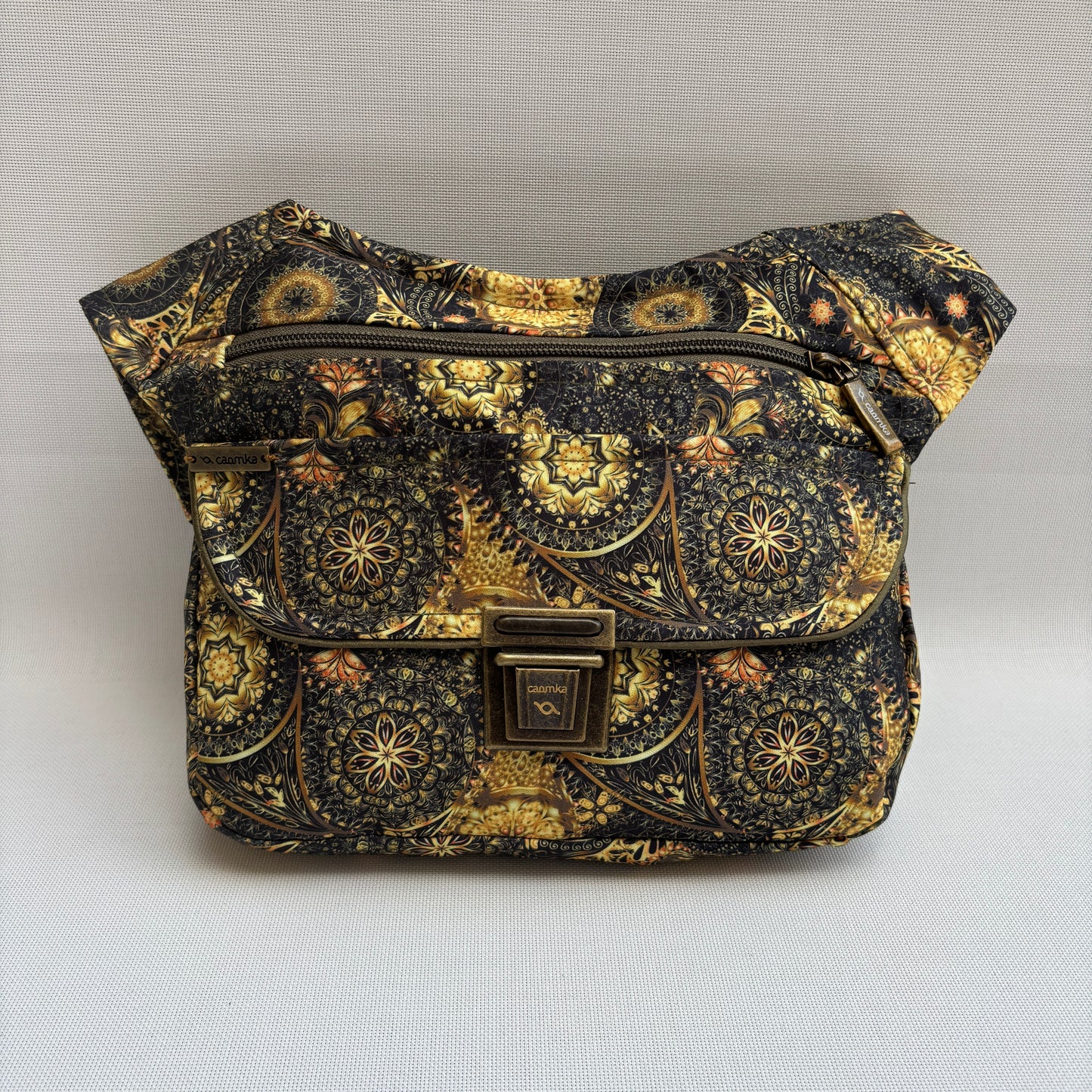 Riñonera "Special Golden Mandalas Top" · Pieza Única Núm. 17868