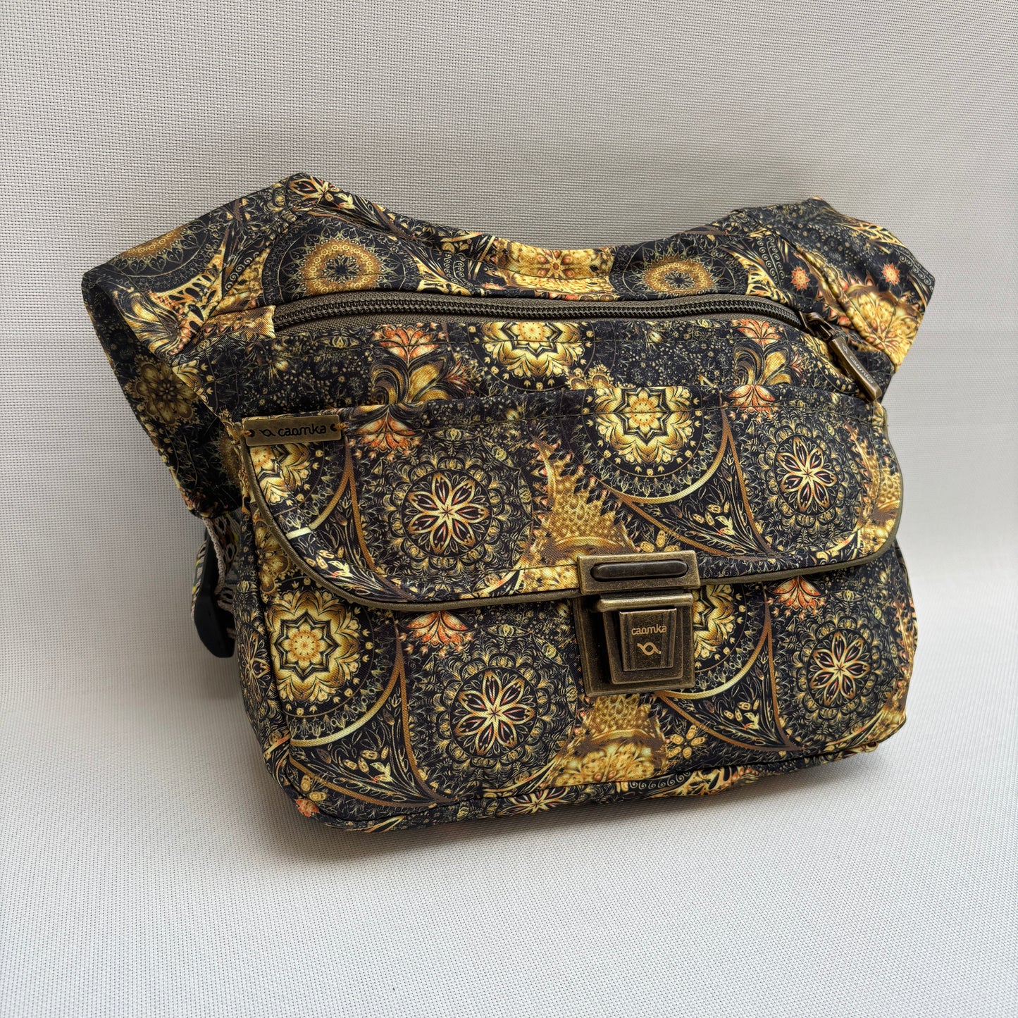 Riñonera "Special Golden Mandalas Top" · Pieza Única Núm. 17868