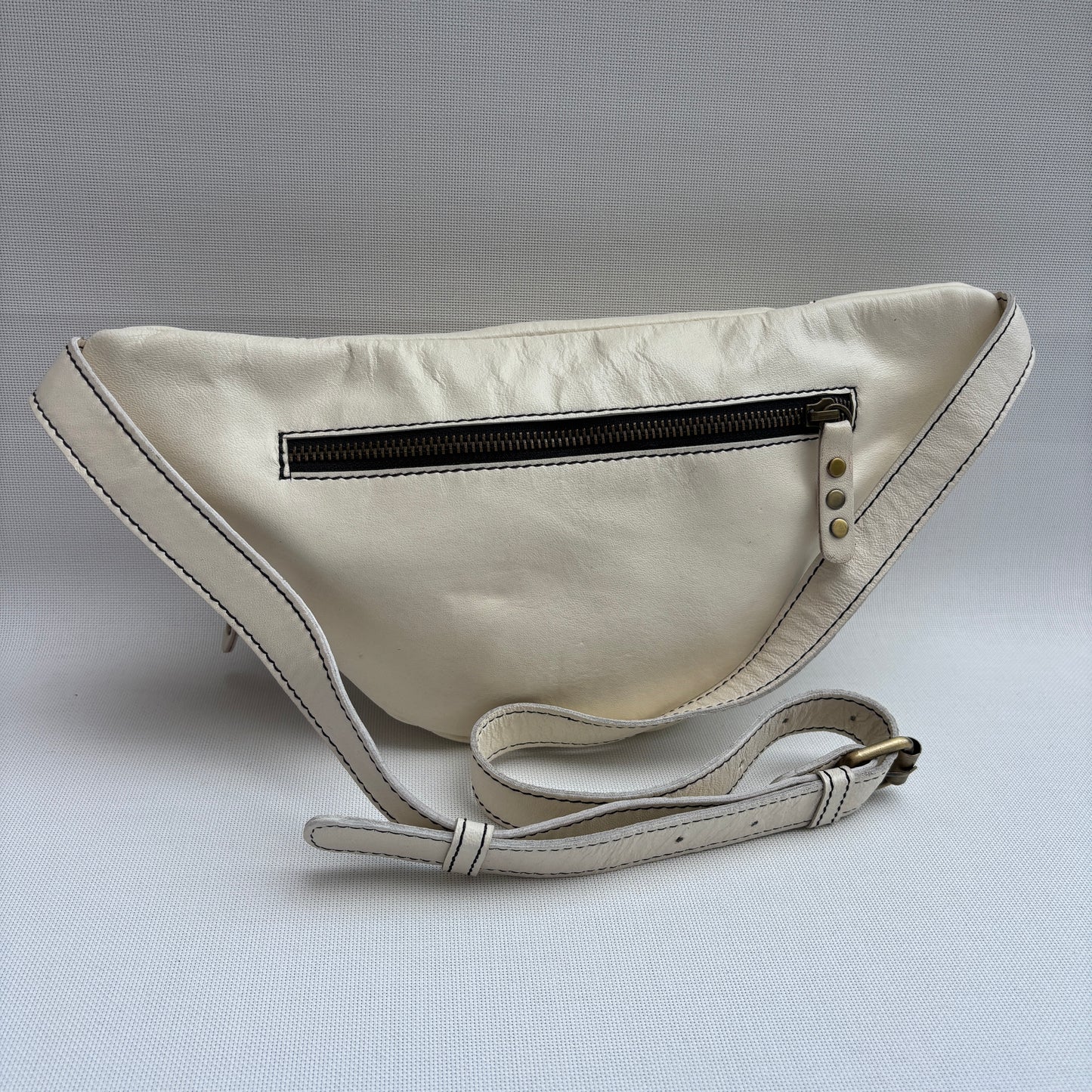 Riñonera "Special Premium RetroChic Beige" · Piel · Pieza Exclusiva Núm. 17841
