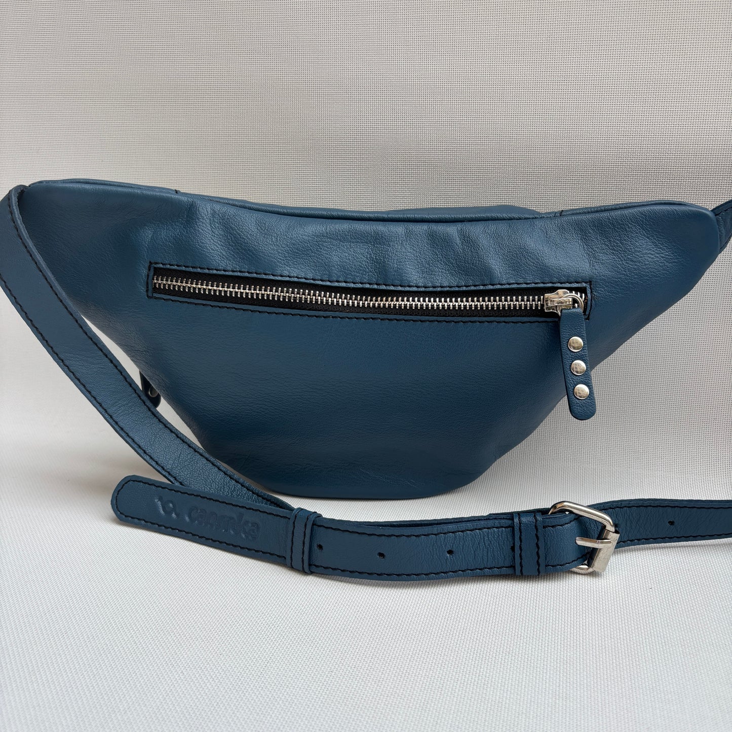 Riñonera "Special RetroChic Azul Petróleo"  · Piel · Pieza Exclusiva Núm. 17844