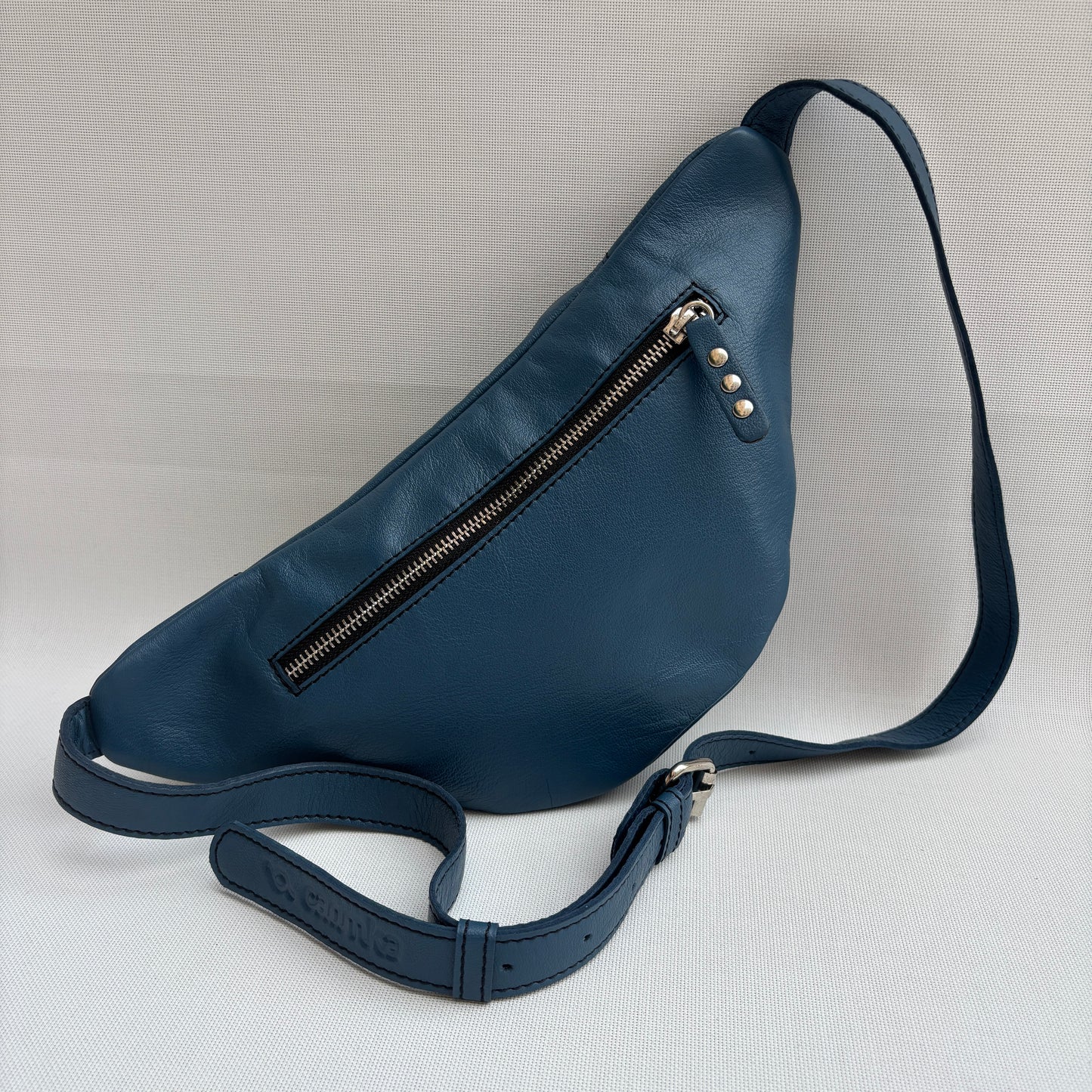 Riñonera "Special RetroChic Azul Petróleo"  · Piel · Pieza Exclusiva Núm. 17844