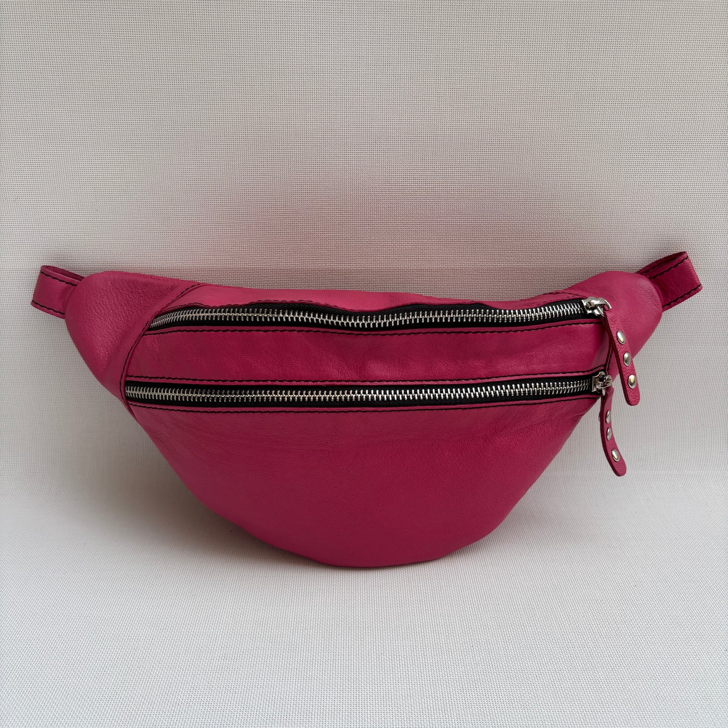 Premium Retro Chic Green BioCuir® Natural Leather Exclusive Piece No. 12639