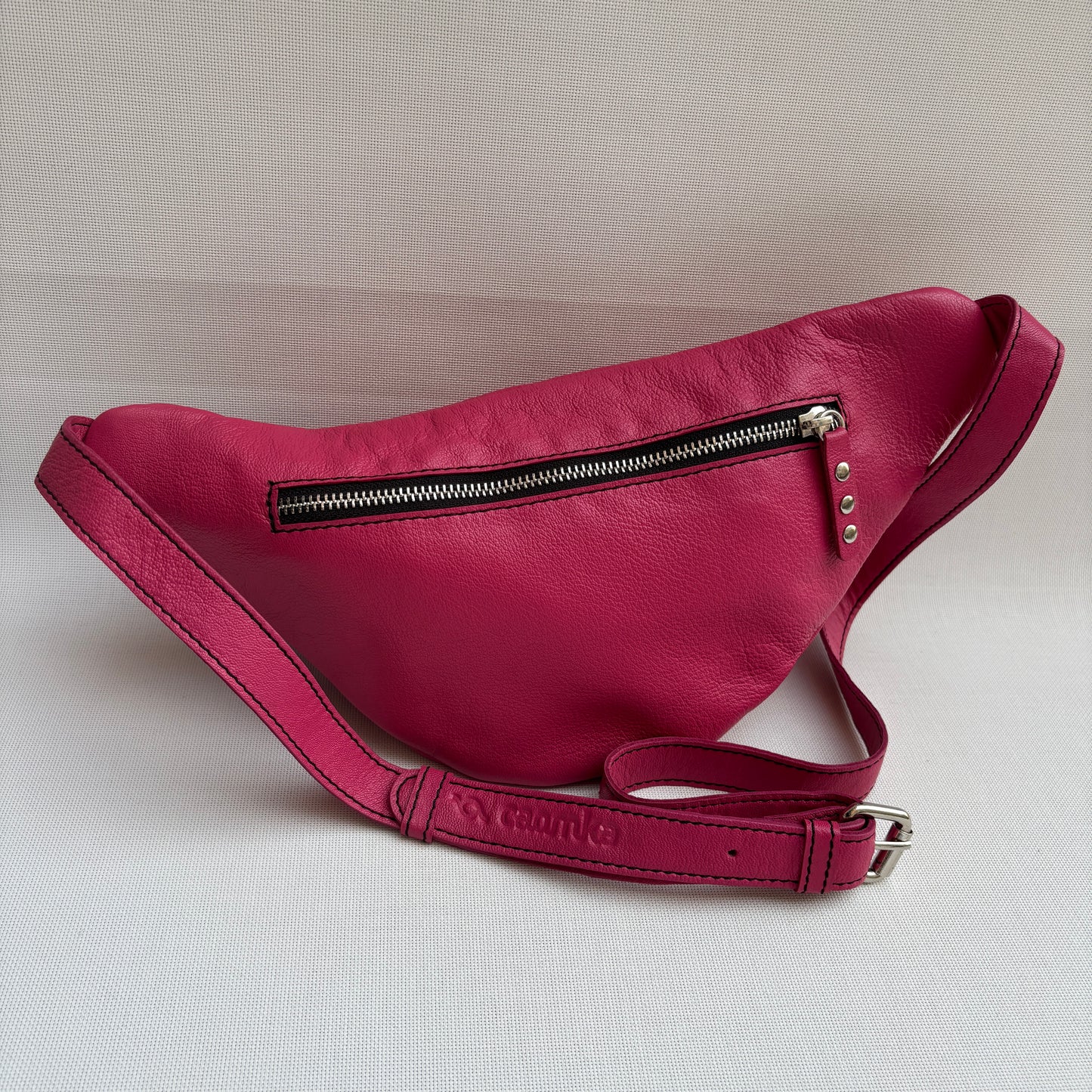 Premium Retro Chic Green BioCuir® Natural Leather Exclusive Piece No. 12639