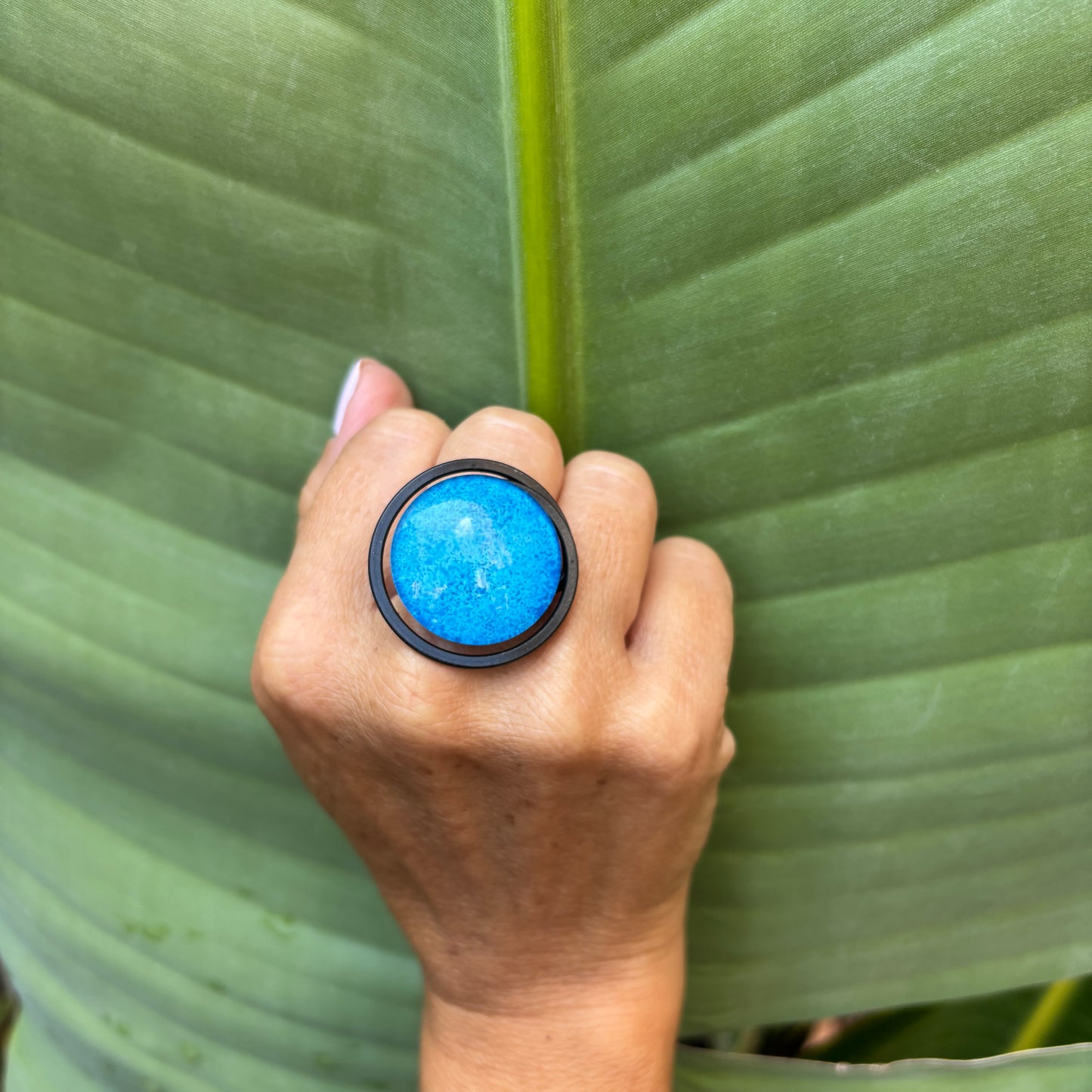 Anillo Sol Azul Mediterráneo – Vidrio fundido y hierro forjado.