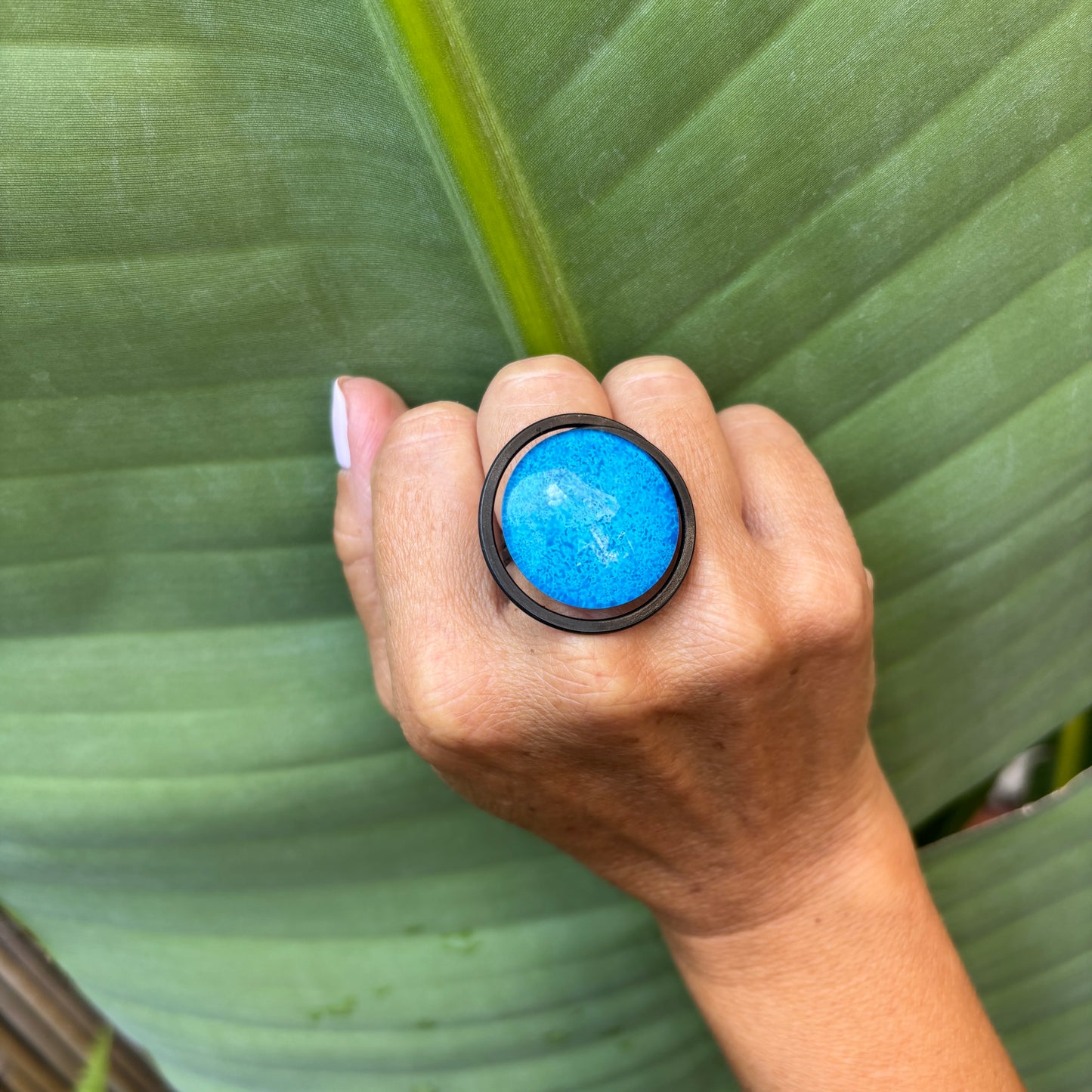 Anillo Sol Azul Mediterráneo – Vidrio fundido y hierro forjado.