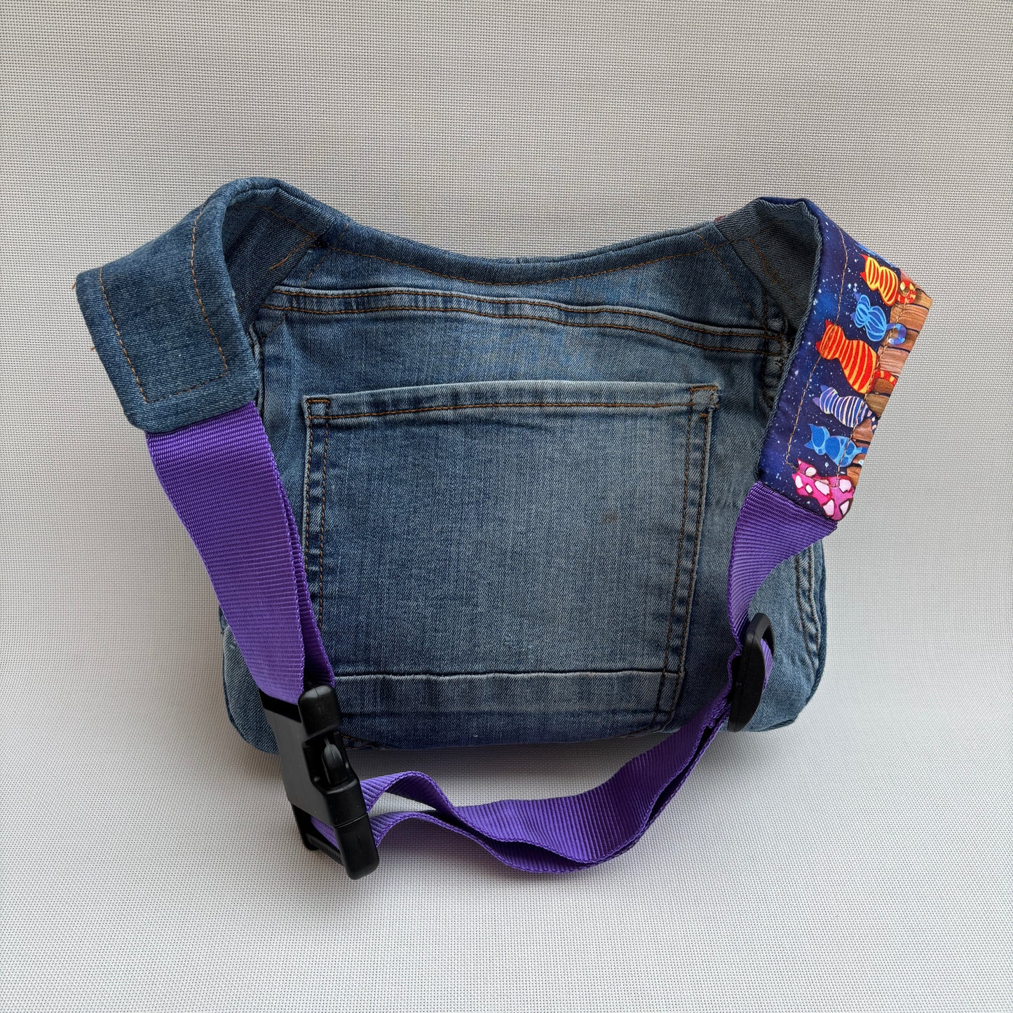 Special ♻️ Jeans Recycled ♻️ + Bolsillo trasero · Pieza Única Núm. 17062