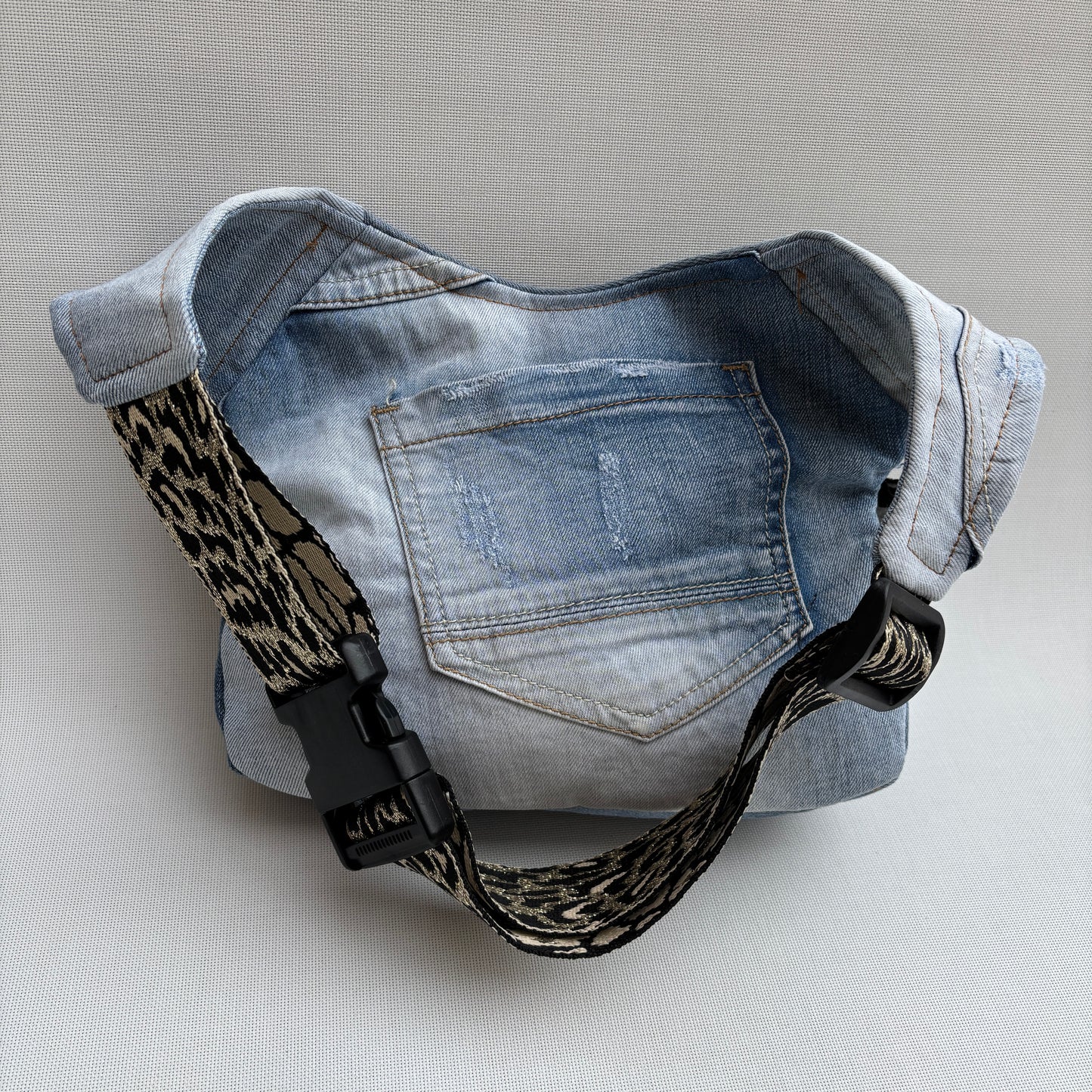 Special TOP ♻️ Jeans Recycled ♻️ + Bolsillo trasero · Pieza Única Núm. 17068