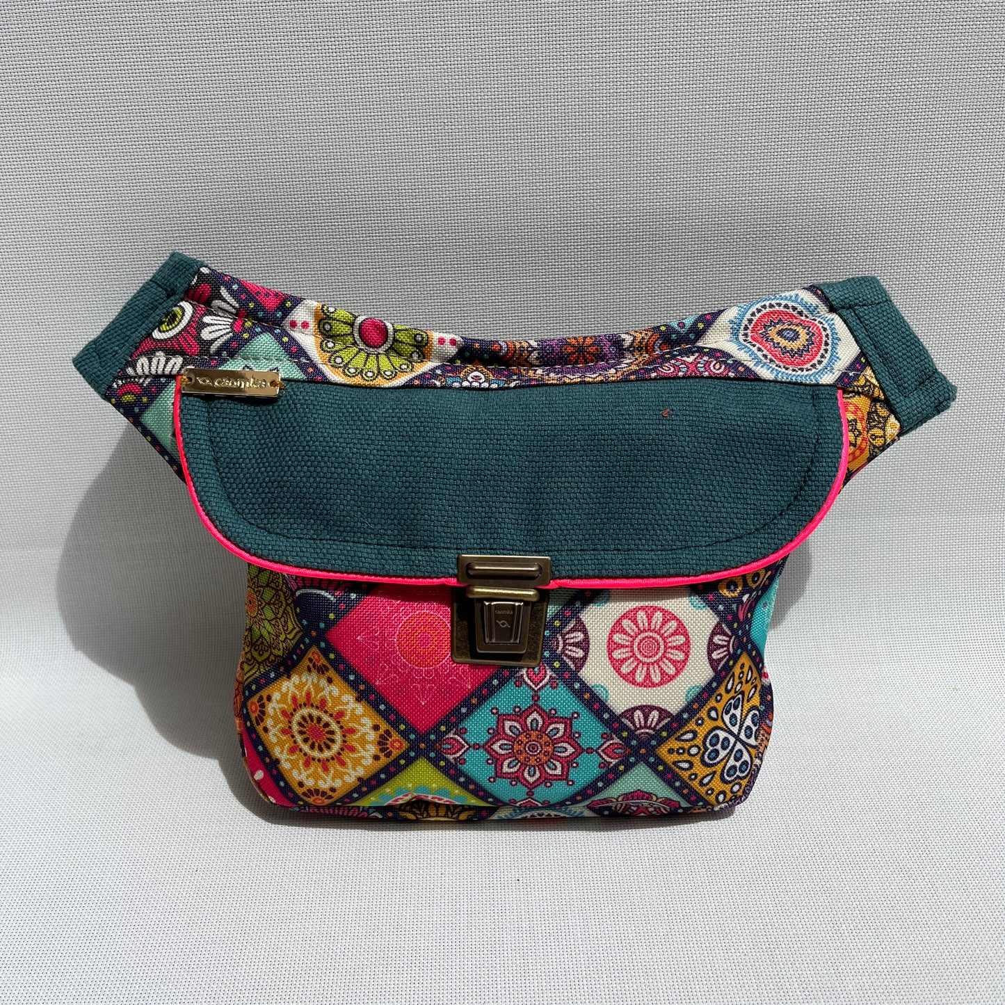 Mini Fantasy Colors · Waterproof · Unique Piece No. 12774
