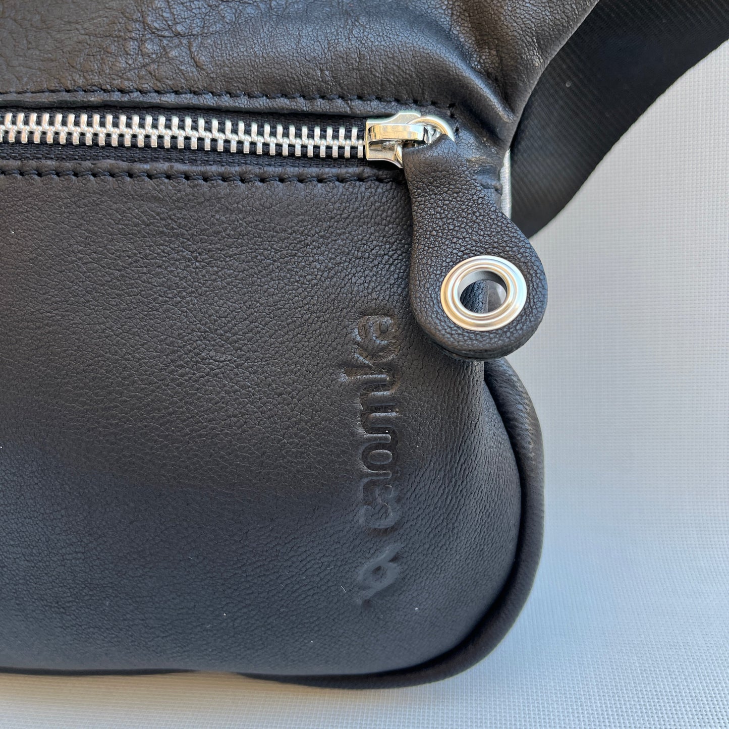 Special Elegant Black · Piel natural BioCuir® · Pieza Exclusiva Núm. 13672