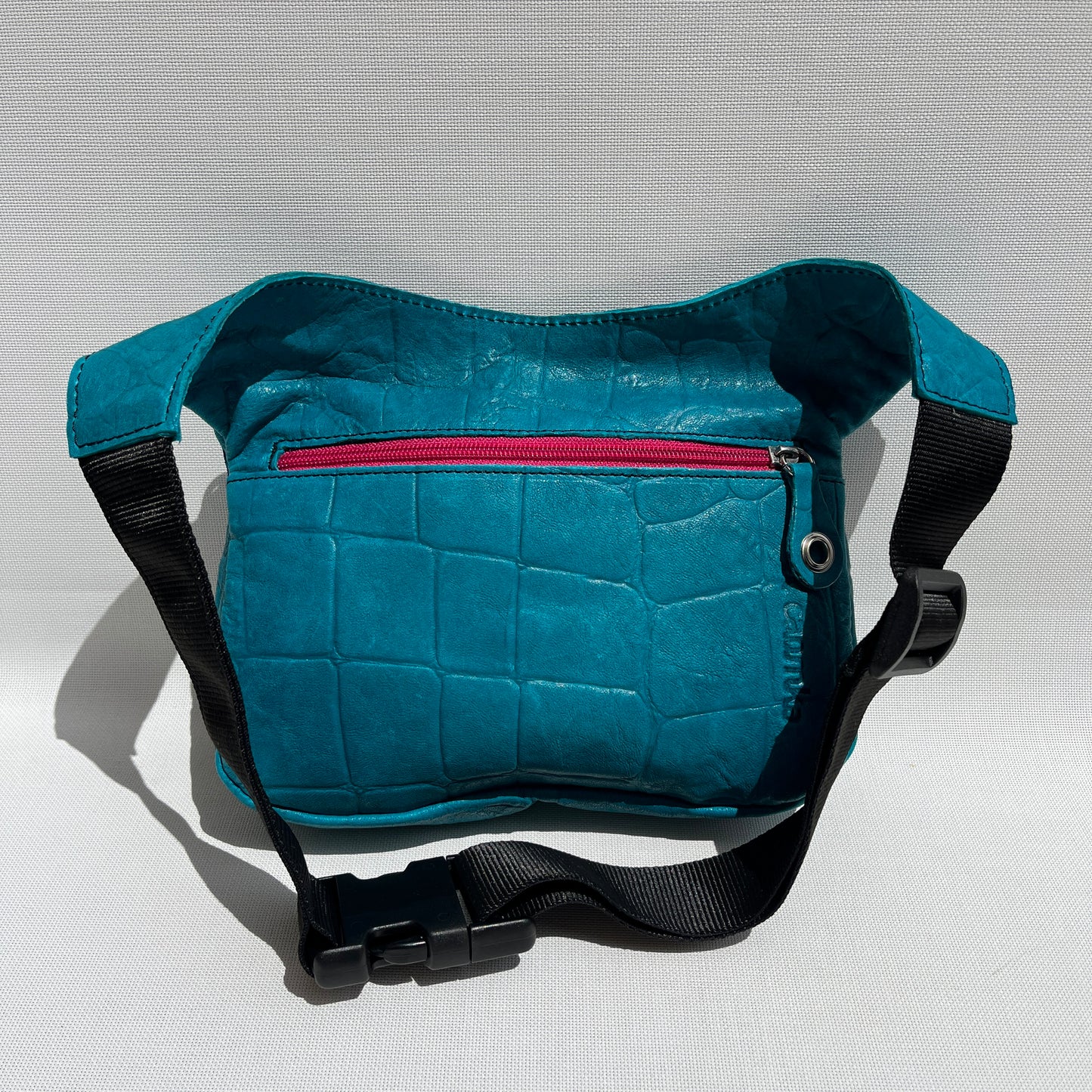 Special Blue Summer · Piel natural BioCuir® · Pieza Única Núm. 13744