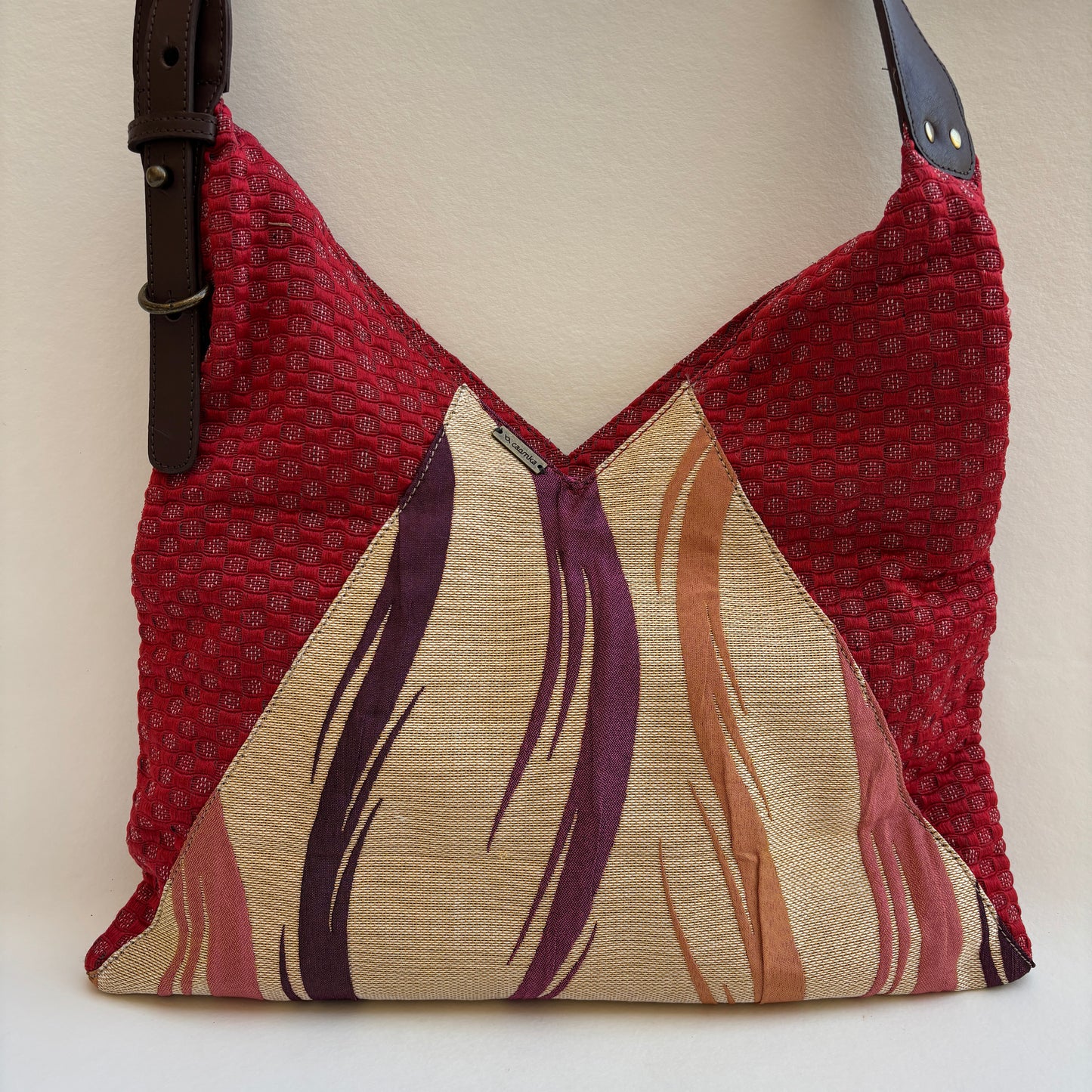 Bolso Violeta “Red Boheme" · Pieza Única Núm. 19413 (primeras piezas) en evolución.
