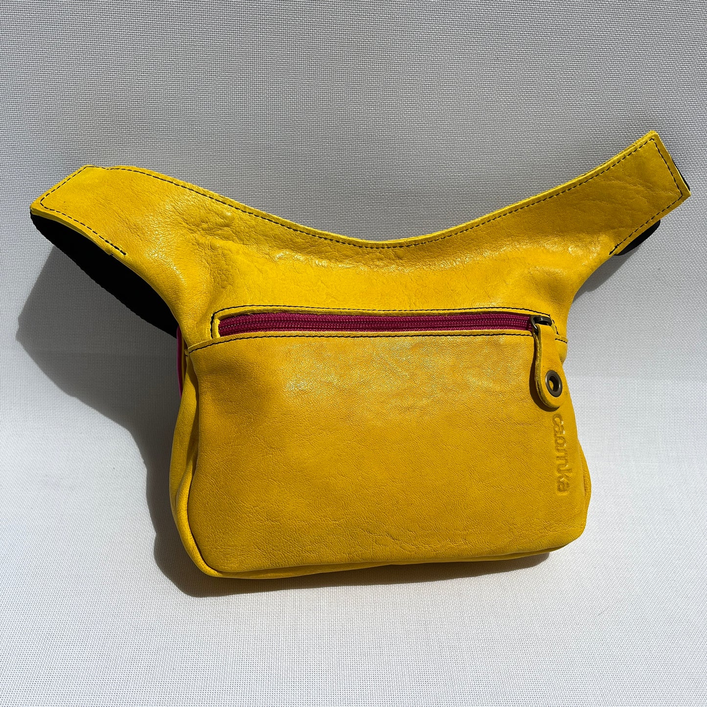 Special Fuchsia &amp; Old Gold BioCuir® natural leather Exclusive Piece No. 12109