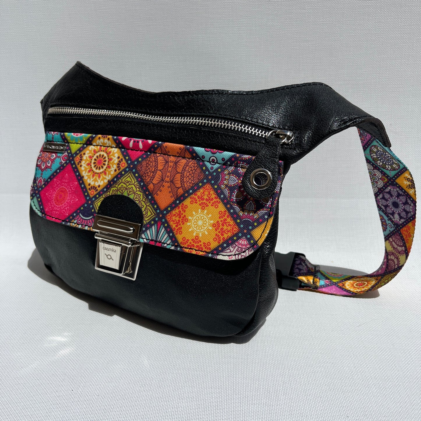 Special Black & Mandalas · Piel natural BioCuir® · Pieza Única Núm. 13767