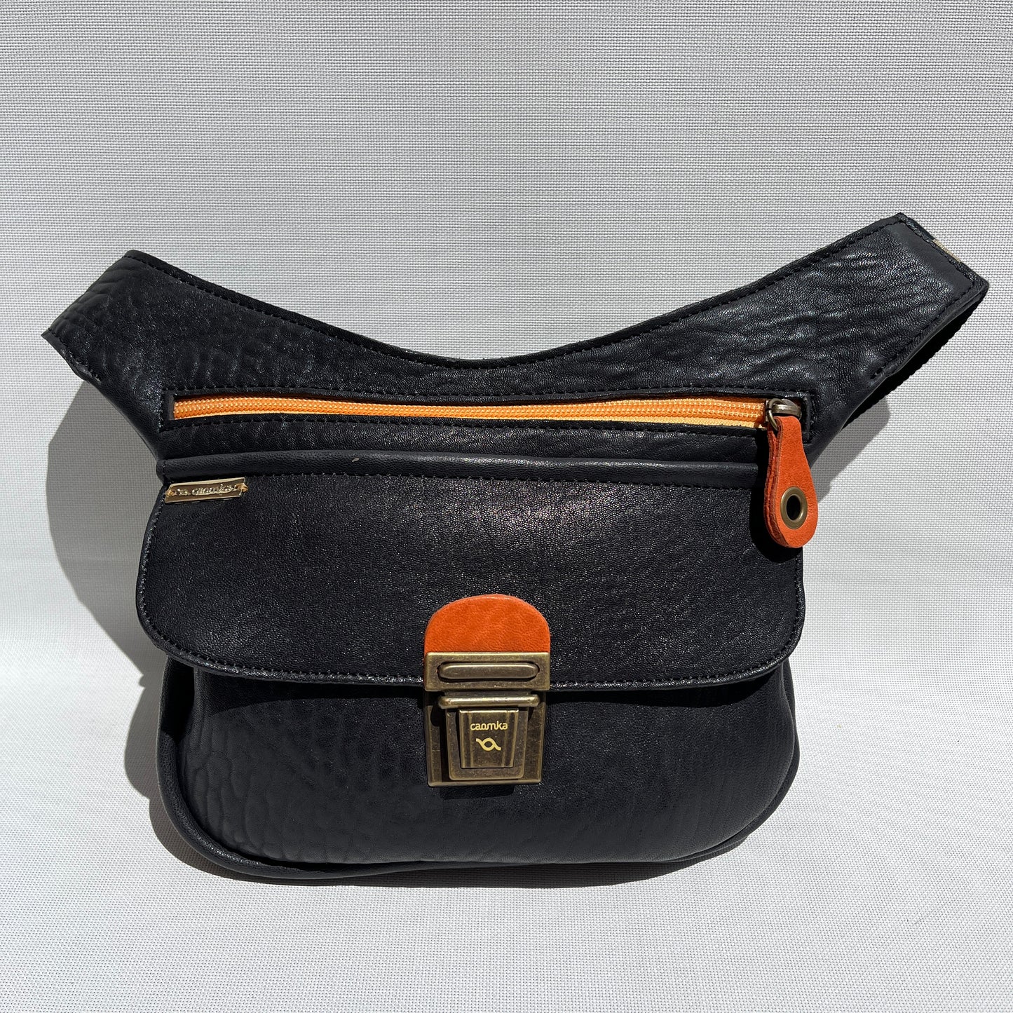 Special Black & Orange · Piel natural BioCuir® · Pieza Única Núm. 13840