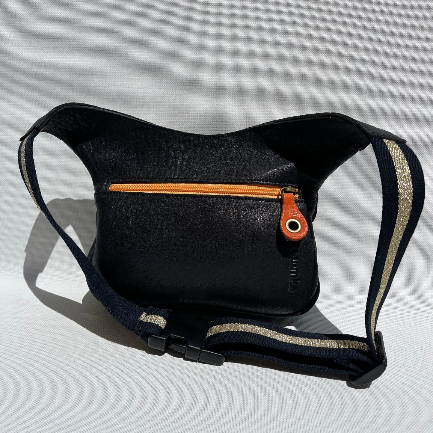 Special Black & Orange · Piel natural BioCuir® · Pieza Única Núm. 13840